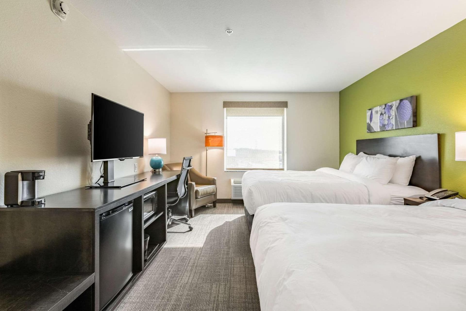 Sleep Inn & Suites Mt Hope near Auction & Event Center property views in Millersburg, OH — gallery photo 3