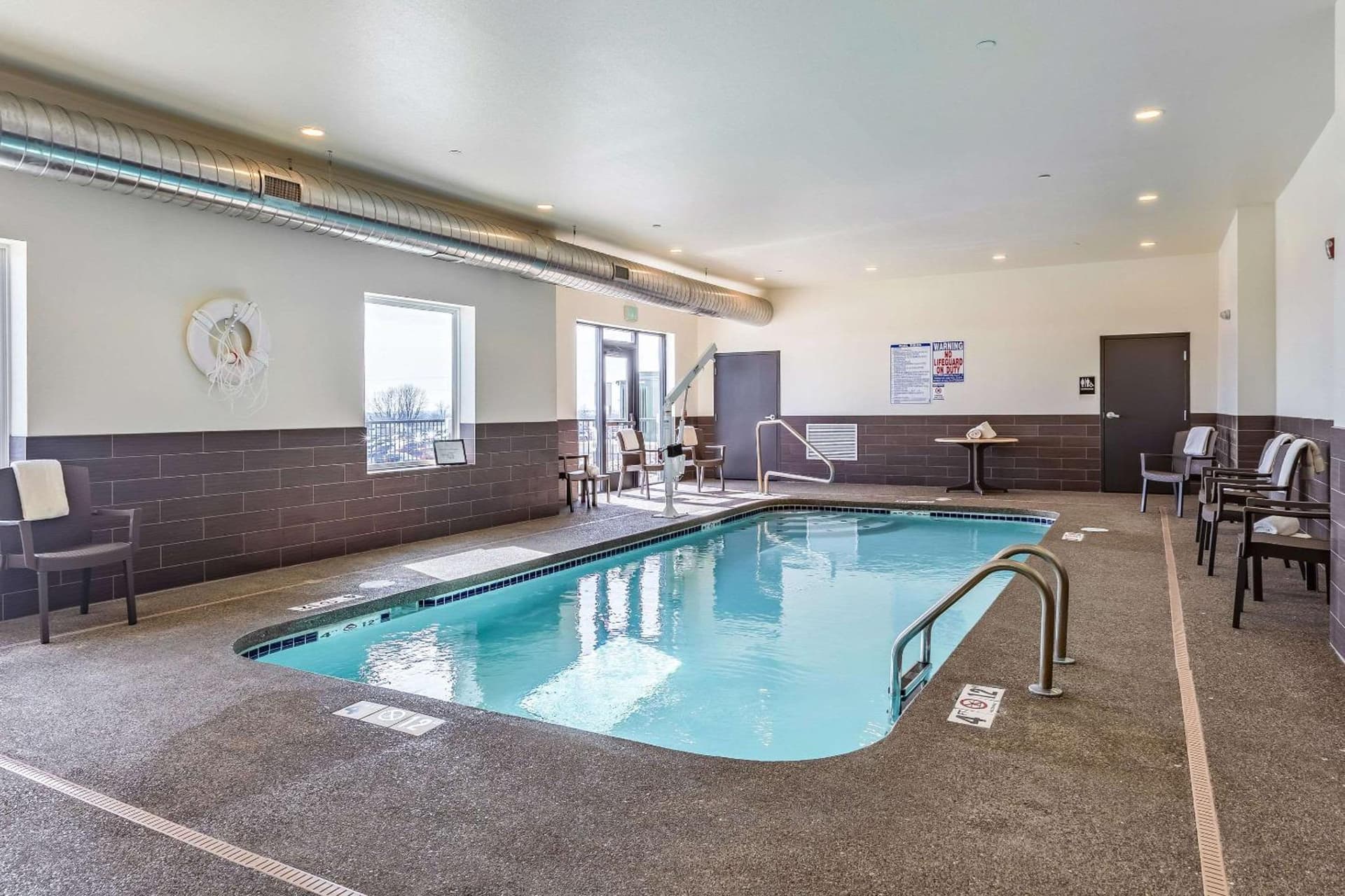 Sleep Inn & Suites Mt Hope near Auction & Event Center gallery photo in Millersburg, OH — image 14