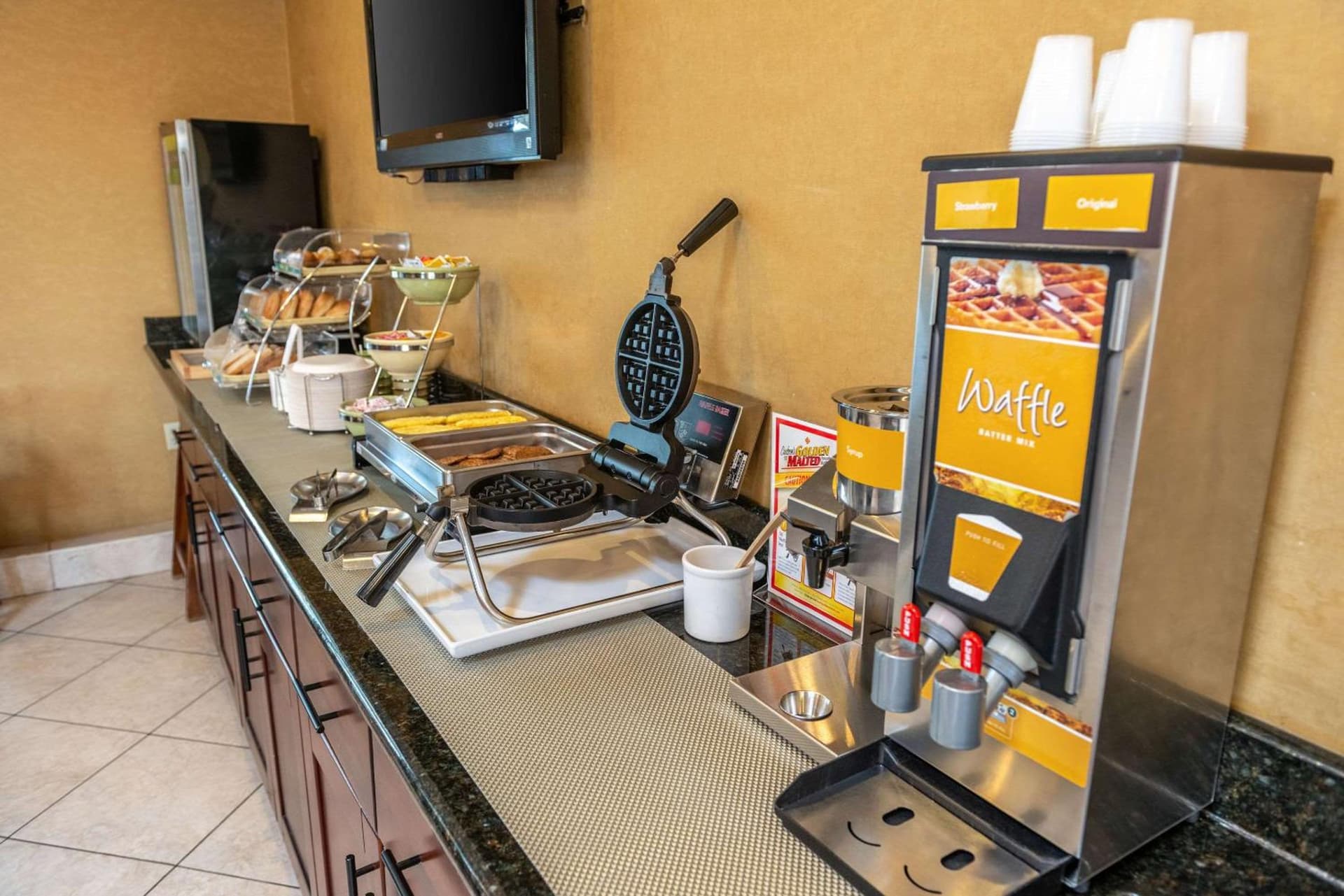 Quality Inn & Suites Seville gallery photo in Seville, OH — image 9