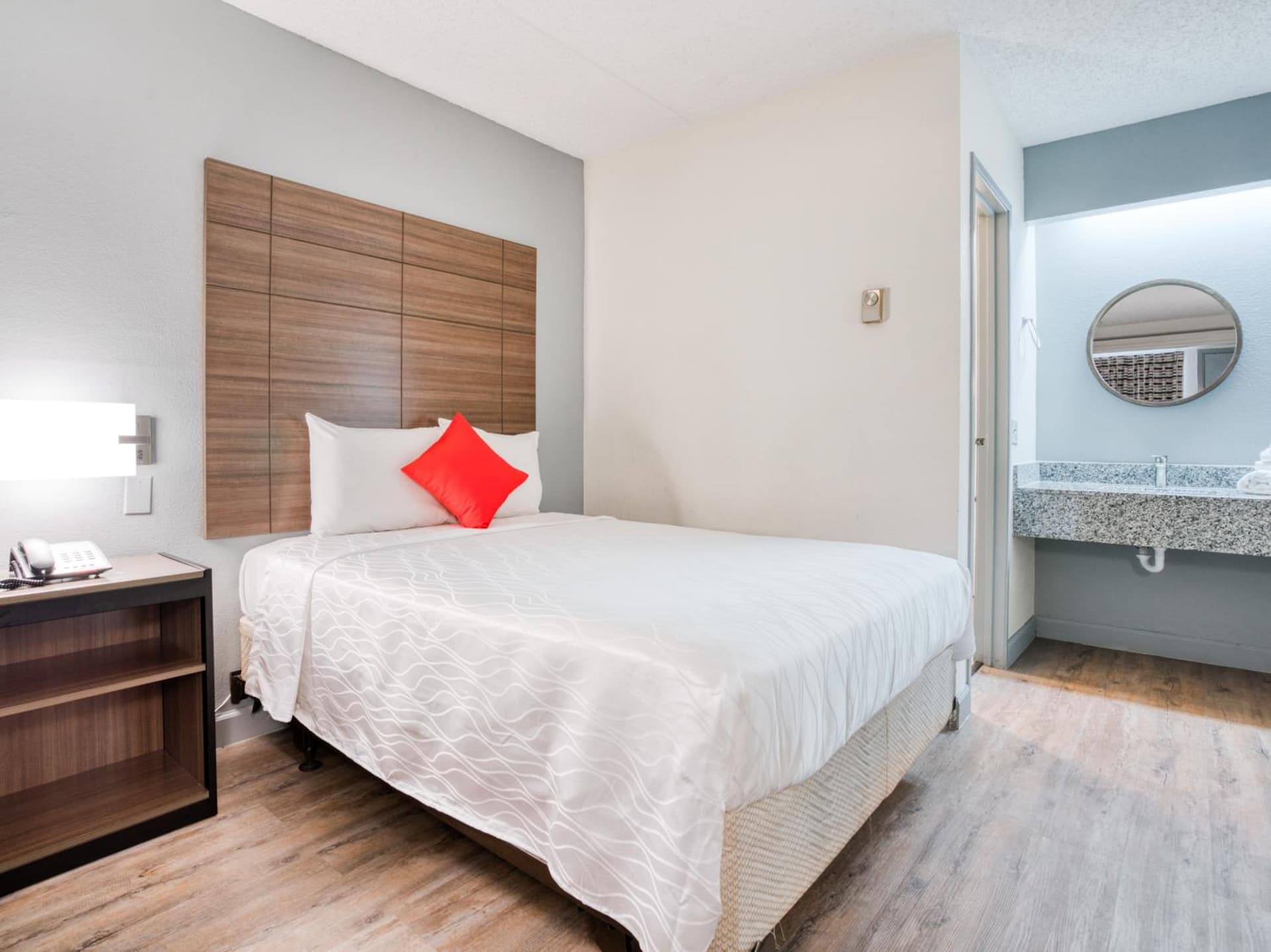 Dallas Love Field Inn gallery photo in Dallas, TX — image 51