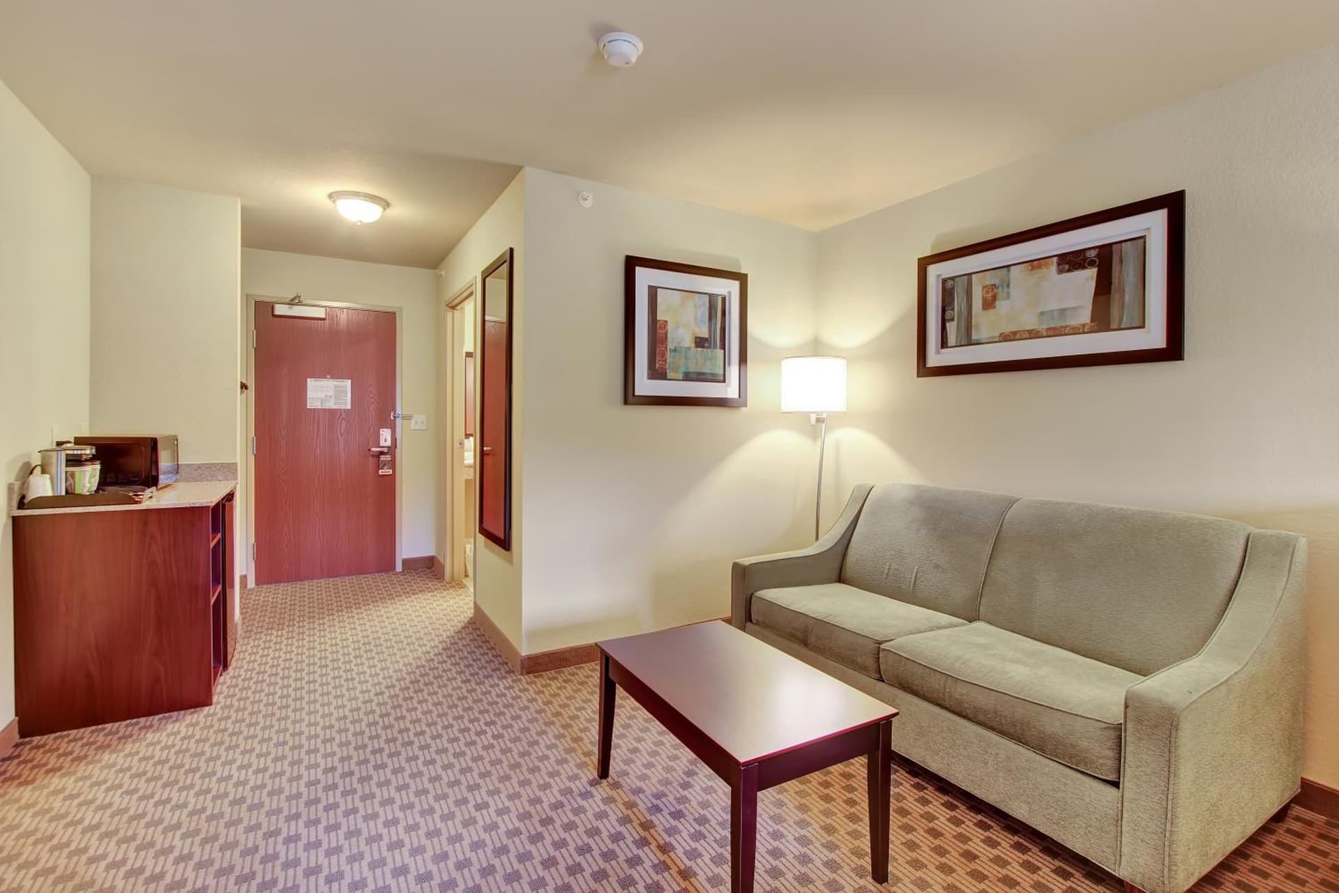 Cobblestone Hotel & Suites - Waynesboro gallery photo in Rouzerville, PA — image 28