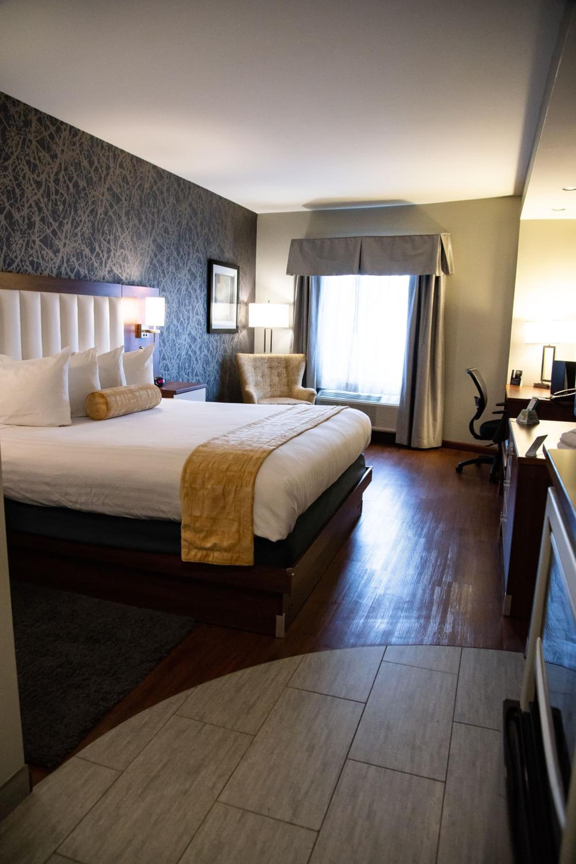 Best Western On The Avenue gallery photo in Buffalo, NY — image 7