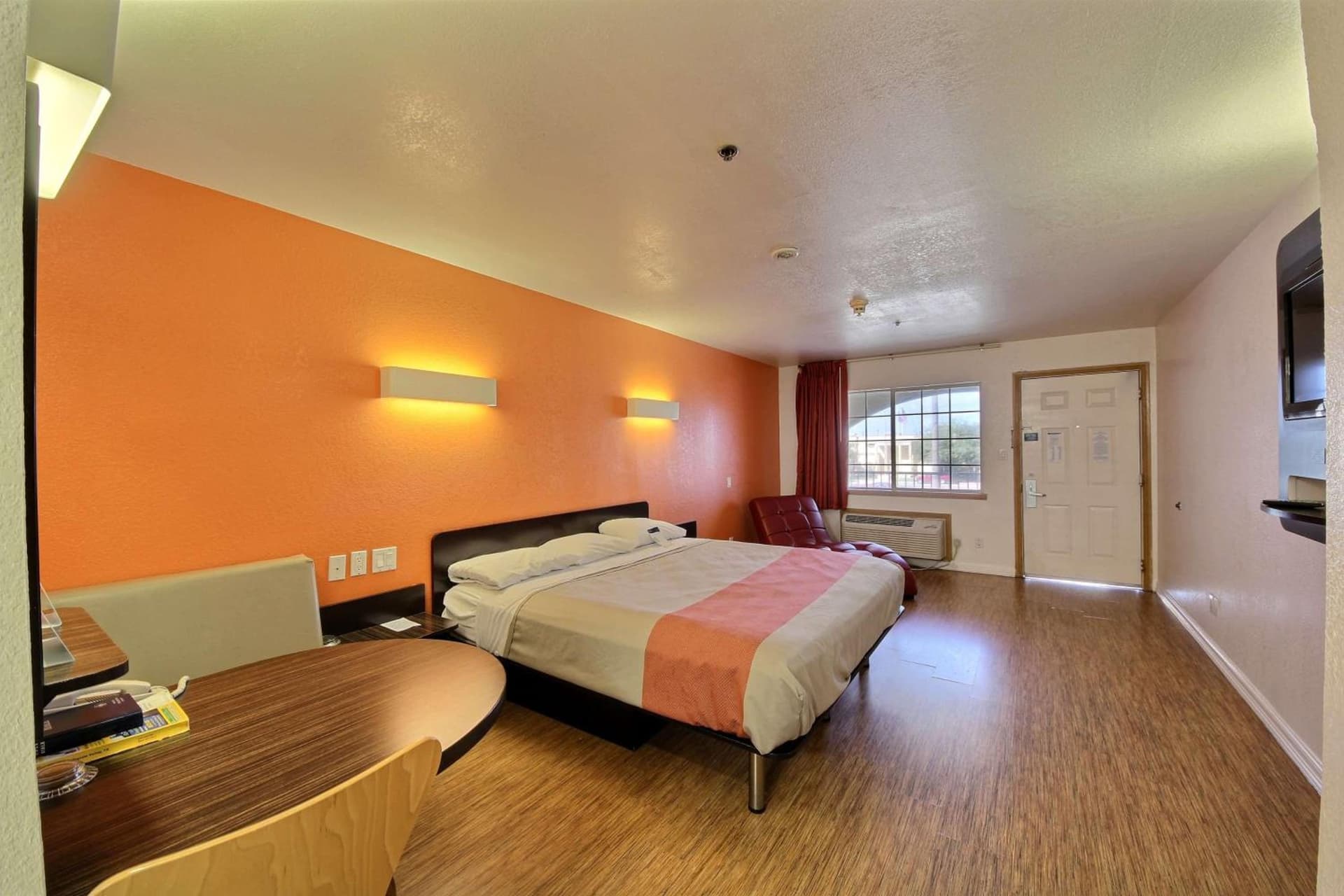 Motel 6-Edinburg, TX gallery photo in Edinburg, TX — image 63