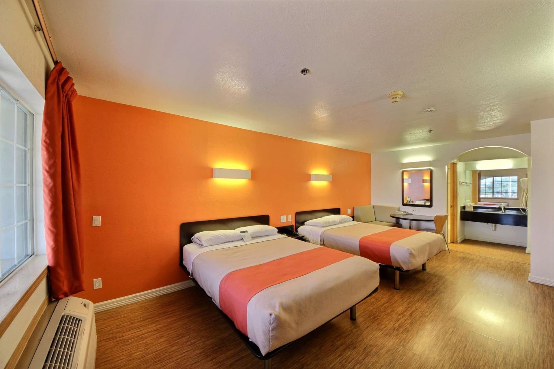 Motel 6-Edinburg, TX gallery photo in Edinburg, TX — image 13