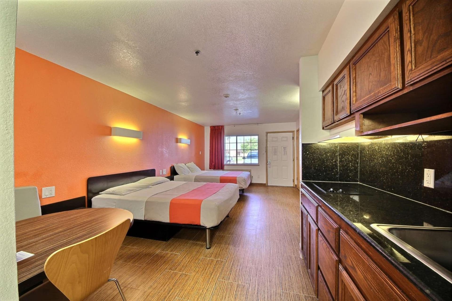 Motel 6-Edinburg, TX gallery photo in Edinburg, TX — image 6