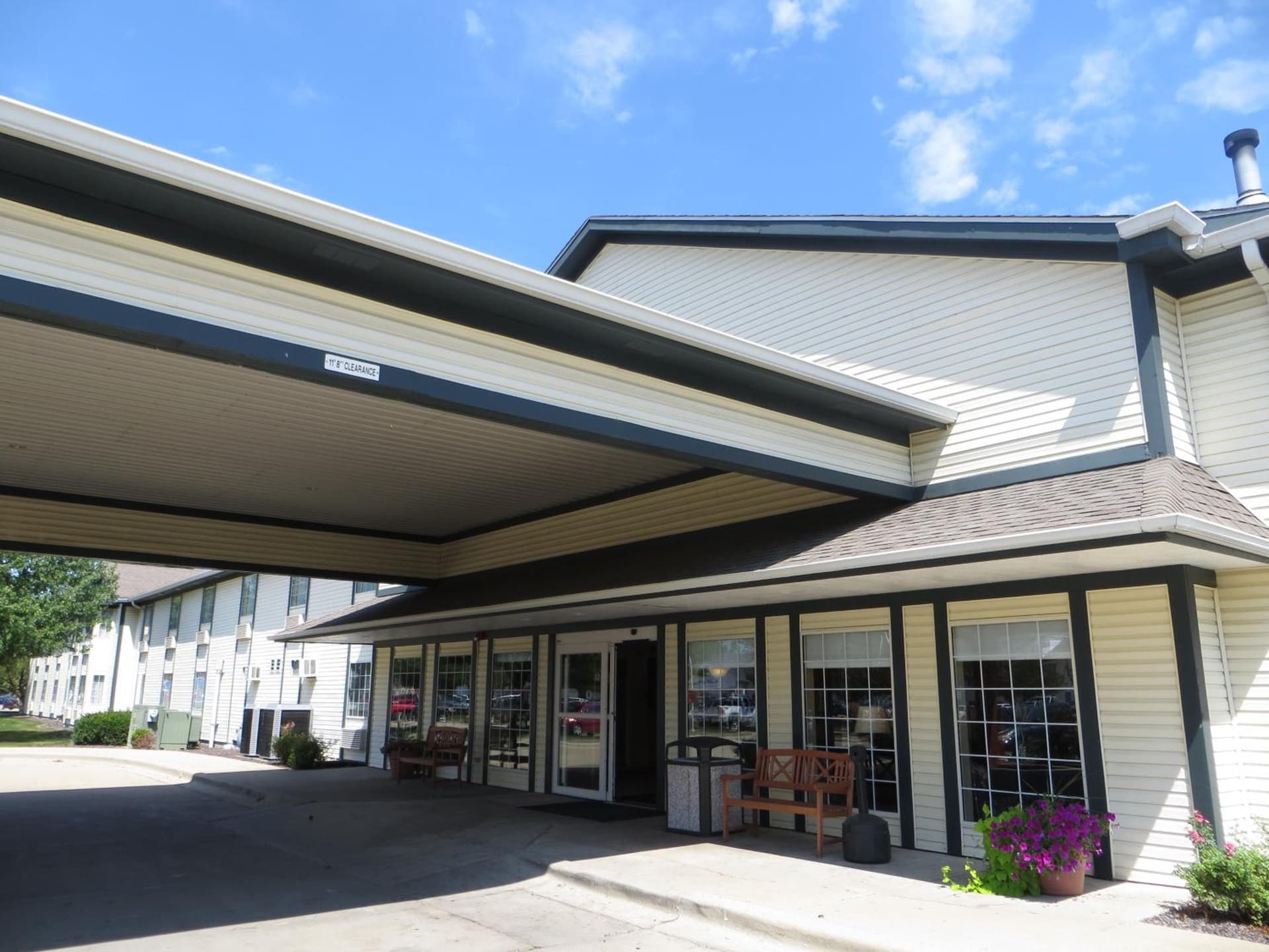 Ramada by Wyndham Springfield North gallery photo in Springfield, IL — image 57