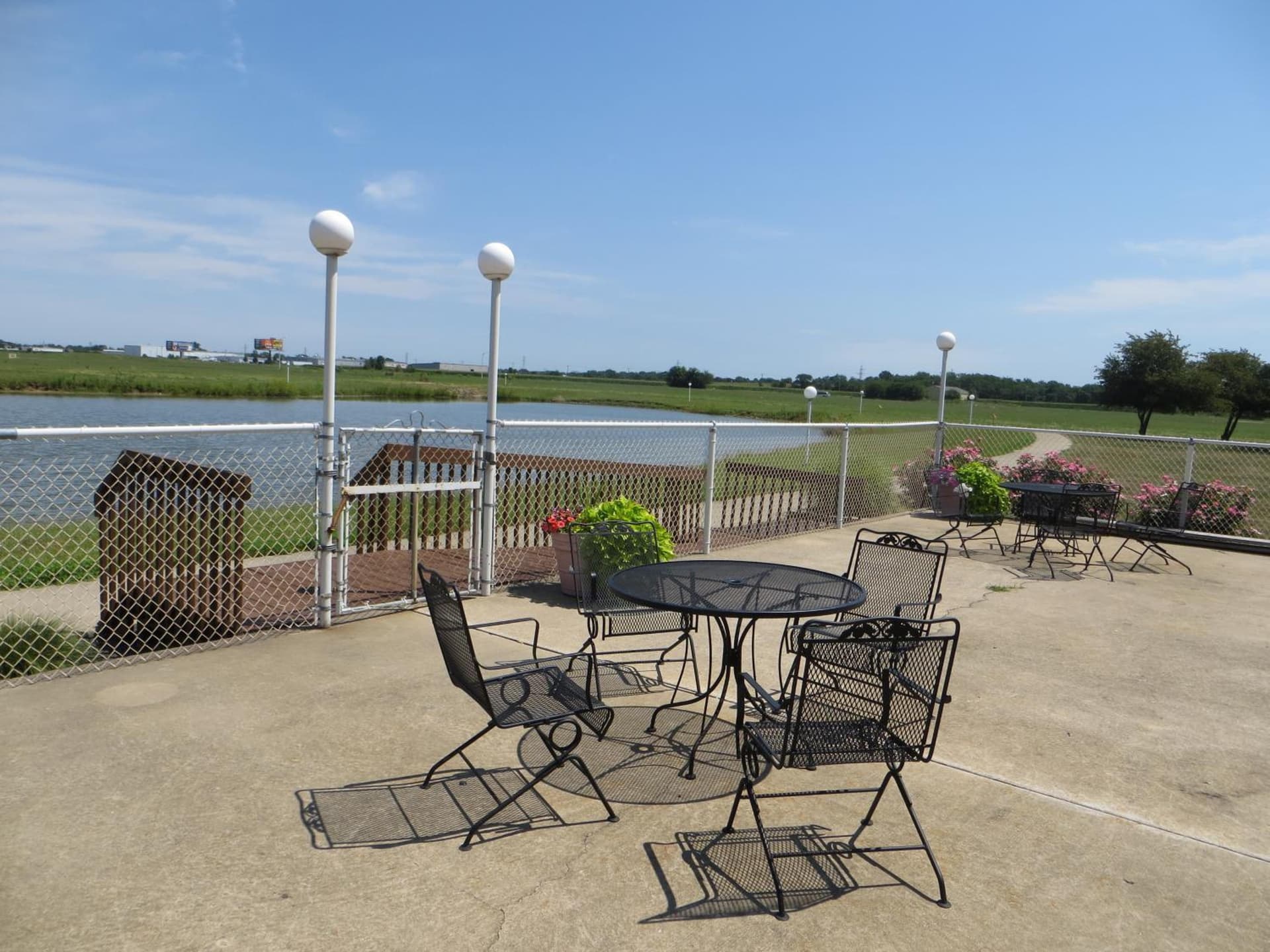 Ramada by Wyndham Springfield North gallery photo in Springfield, IL — image 36