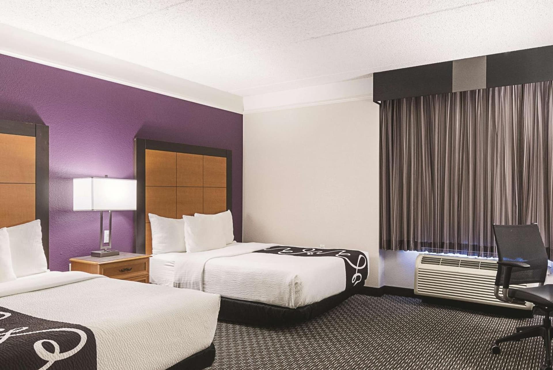 La Quinta Inn & Suites by Wyndham Ontario Airport gallery photo in Ontario, CA — image 27