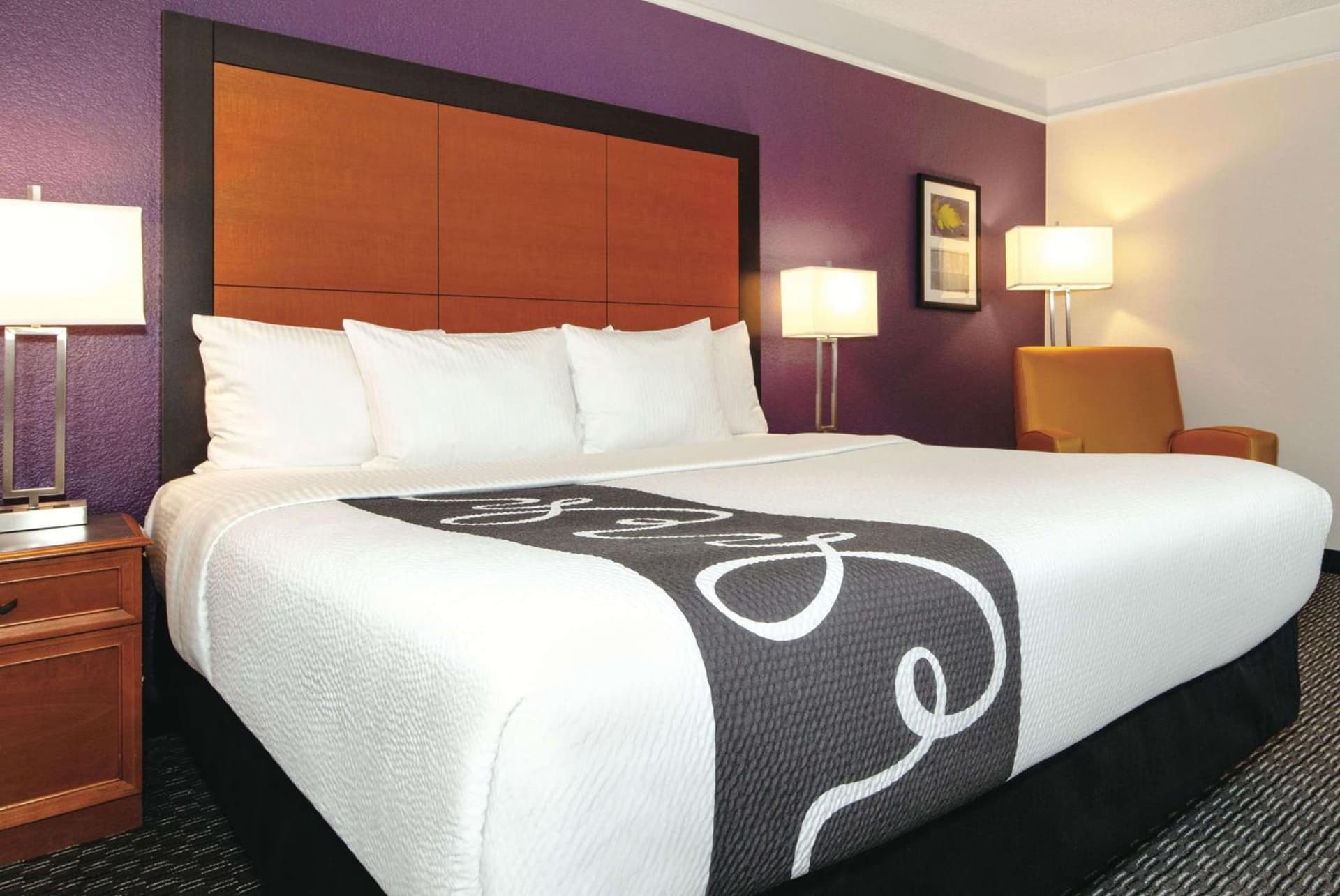 La Quinta Inn & Suites by Wyndham Ontario Airport gallery photo in Ontario, CA — image 35