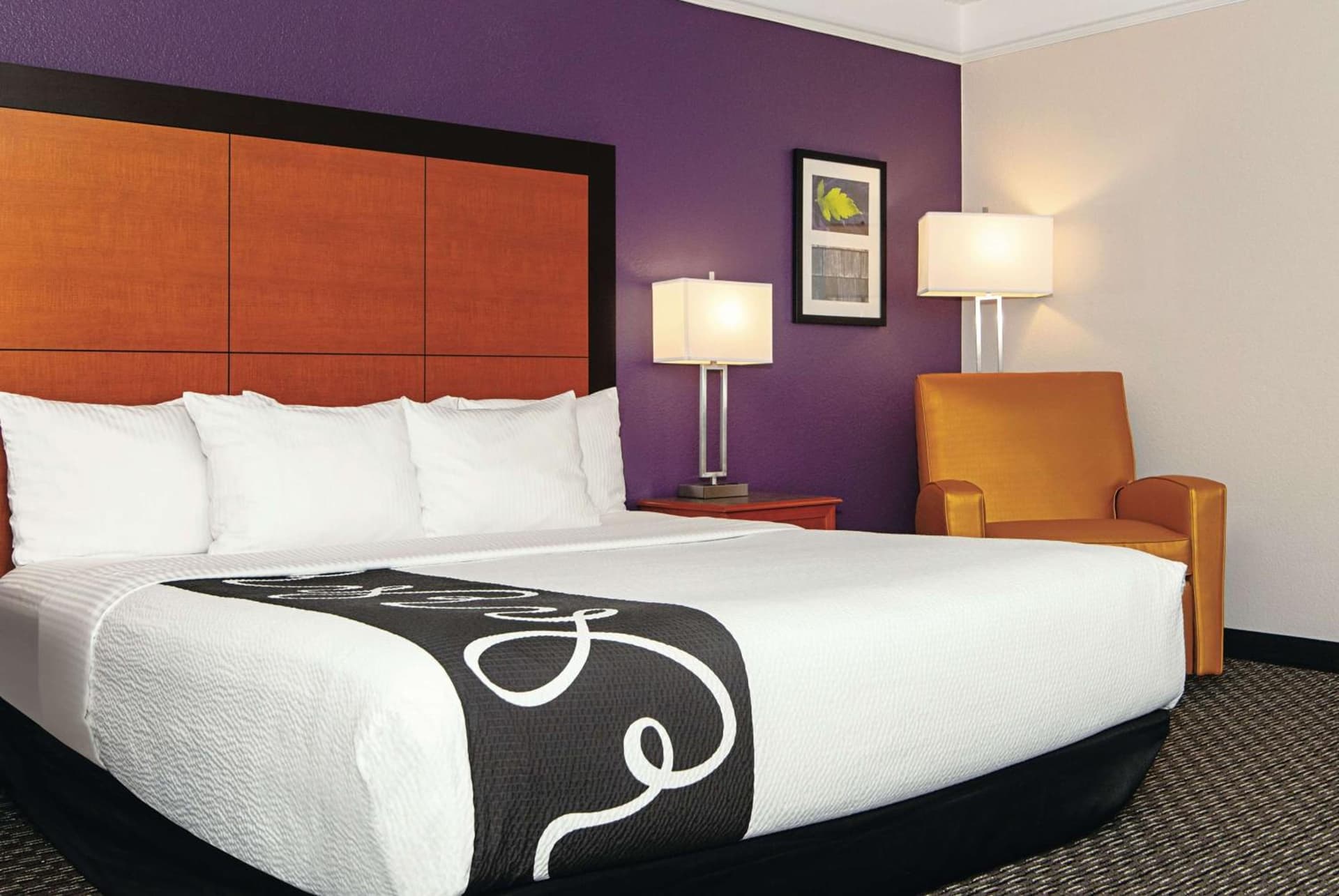 La Quinta Inn & Suites by Wyndham Ontario Airport gallery photo in Ontario, CA — image 14