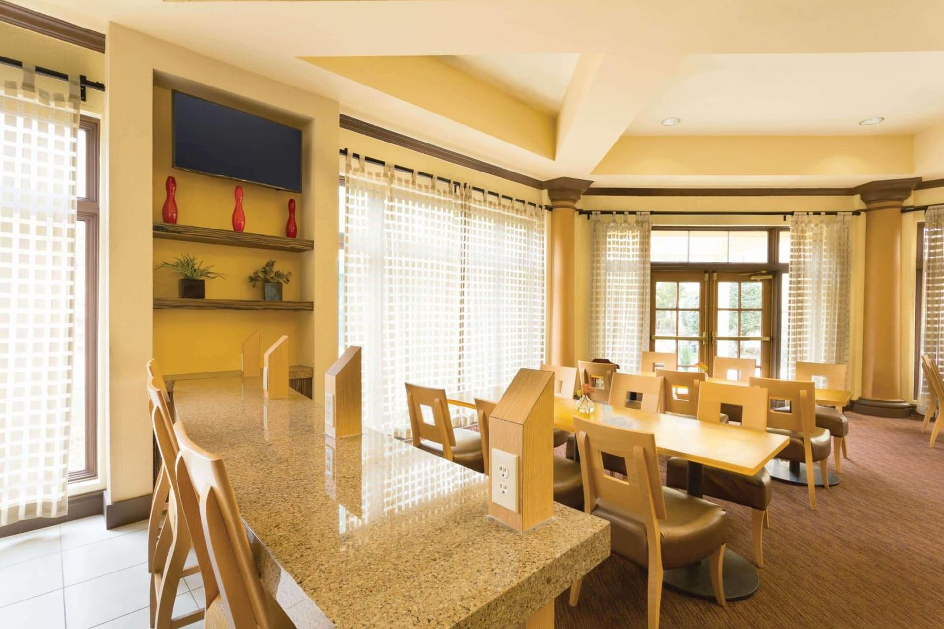 La Quinta by Wyndham Raleigh/Durham Southpoint gallery photo in Durham, NC — image 22