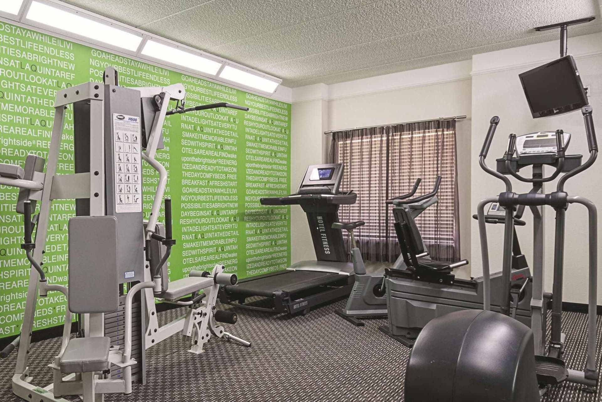 La Quinta Inn & Suites by Wyndham Ontario Airport gallery photo in Ontario, CA — image 37
