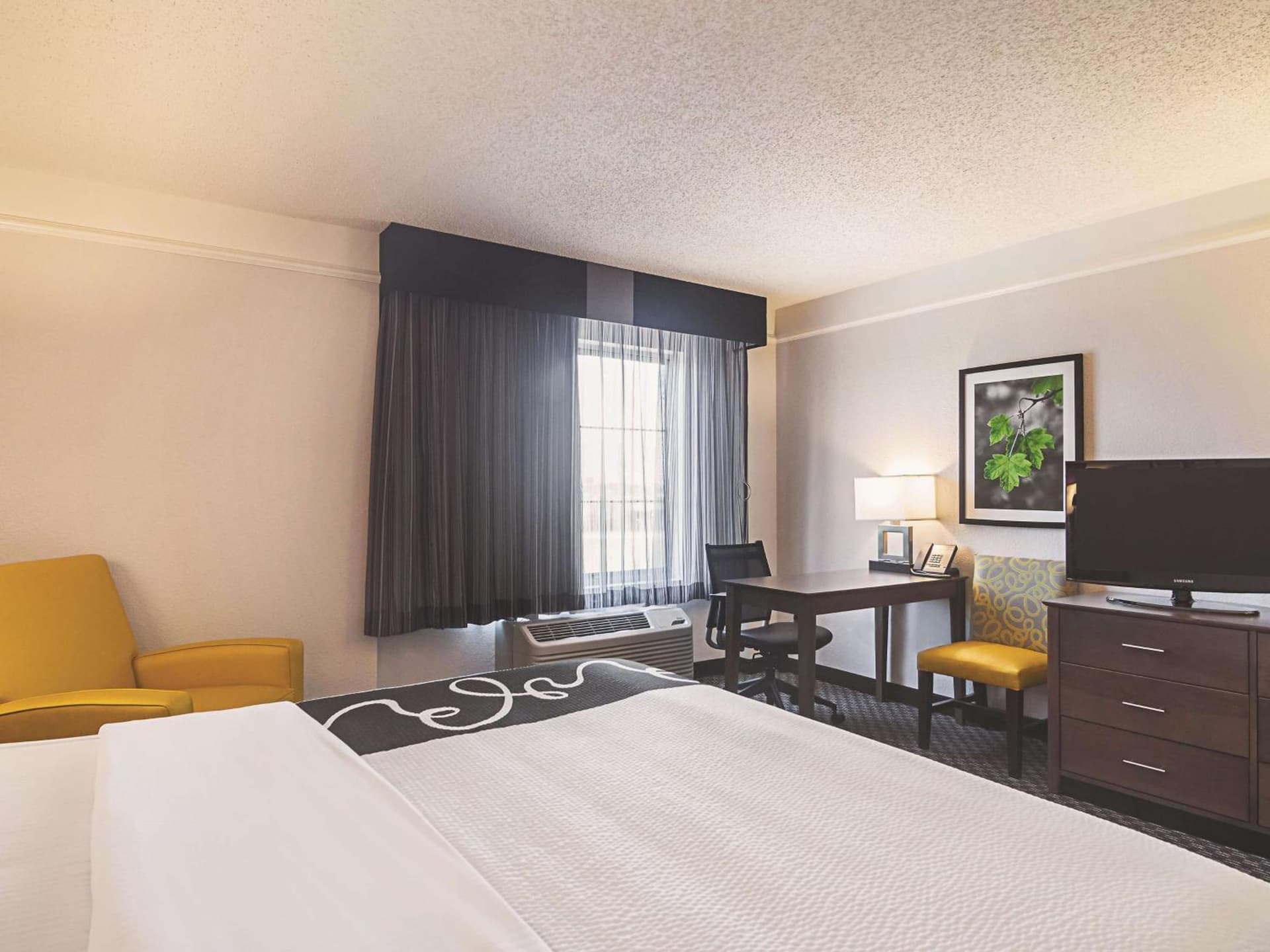La Quinta by Wyndham Oklahoma City - NW Expwy gallery photo in Oklahoma City, OK — image 46