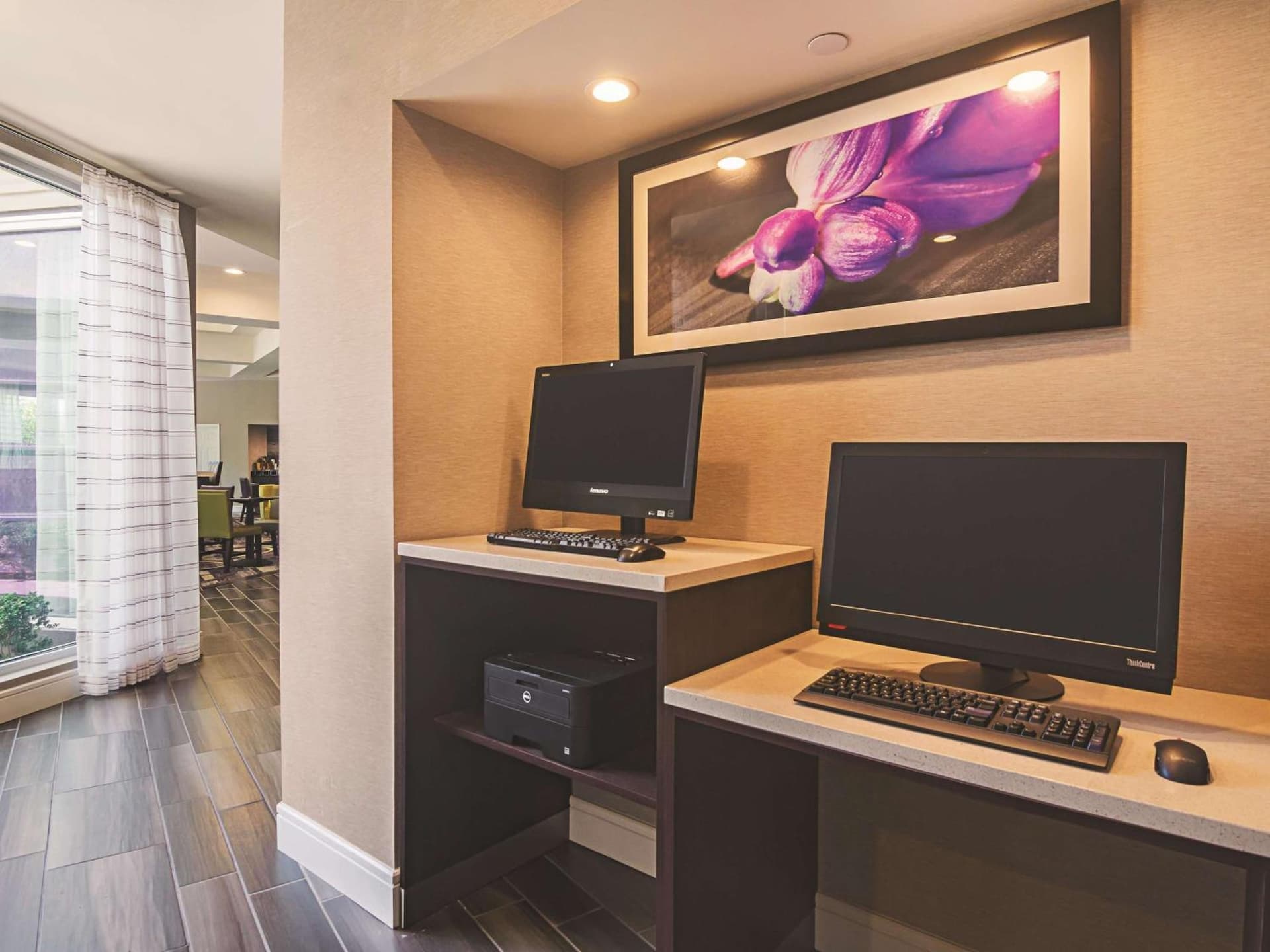La Quinta by Wyndham Oklahoma City - NW Expwy gallery photo in Oklahoma City, OK — image 27