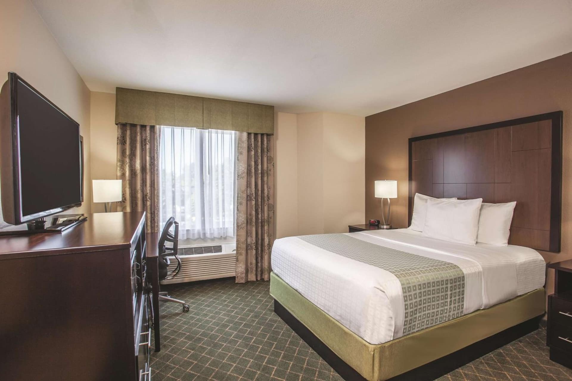 La Quinta by Wyndham Portland Airport gallery photo in Portland, OR — image 70