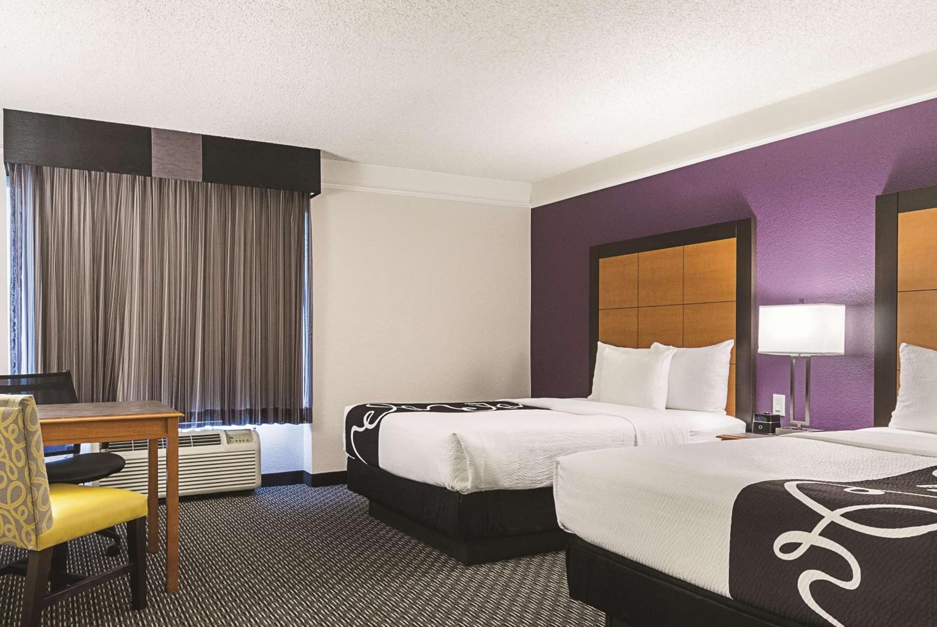 La Quinta Inn & Suites by Wyndham Ontario Airport gallery photo in Ontario, CA — image 52