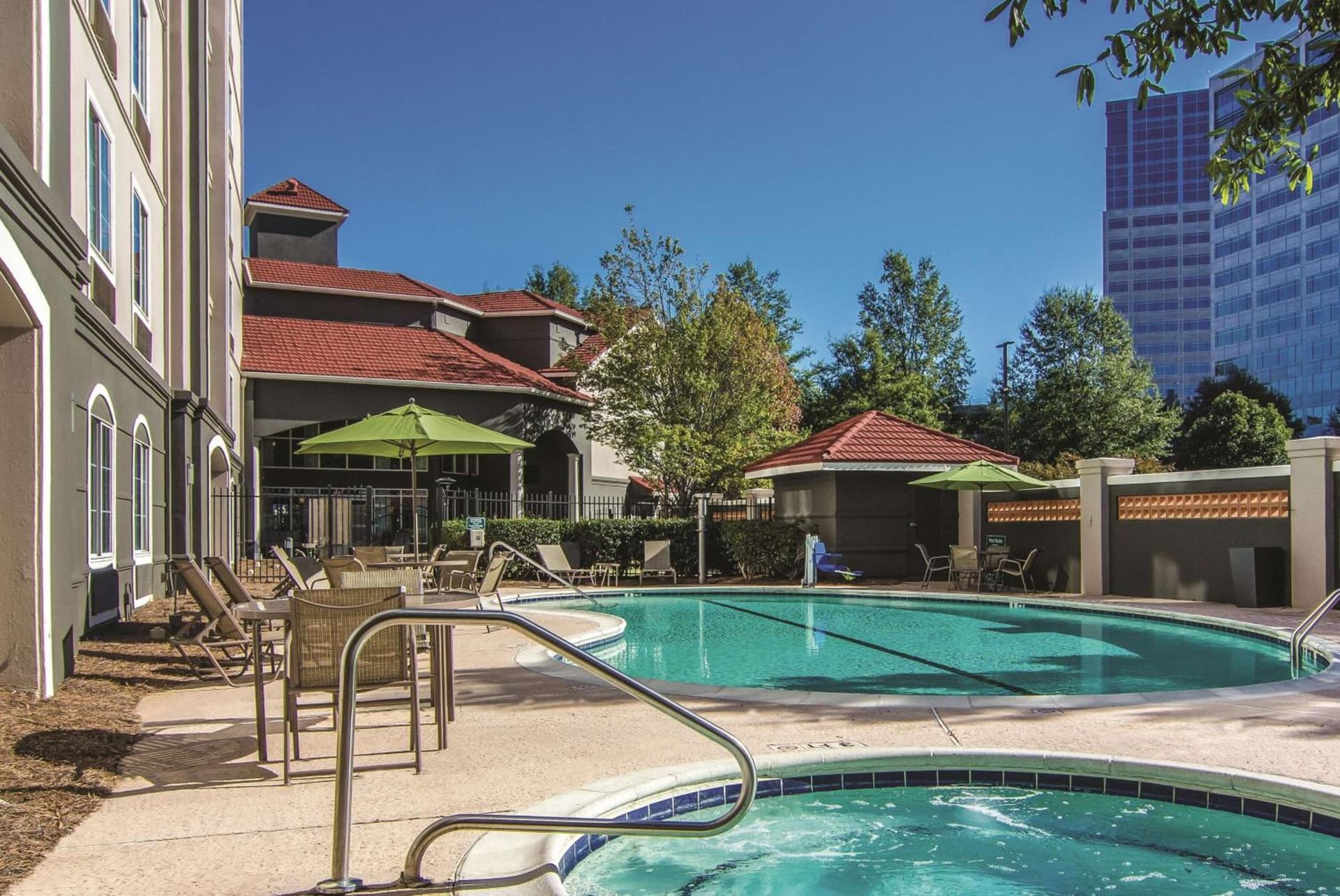 La Quinta by Wyndham Atlanta Perimeter Medical property views in Atlanta, GA — gallery photo 3