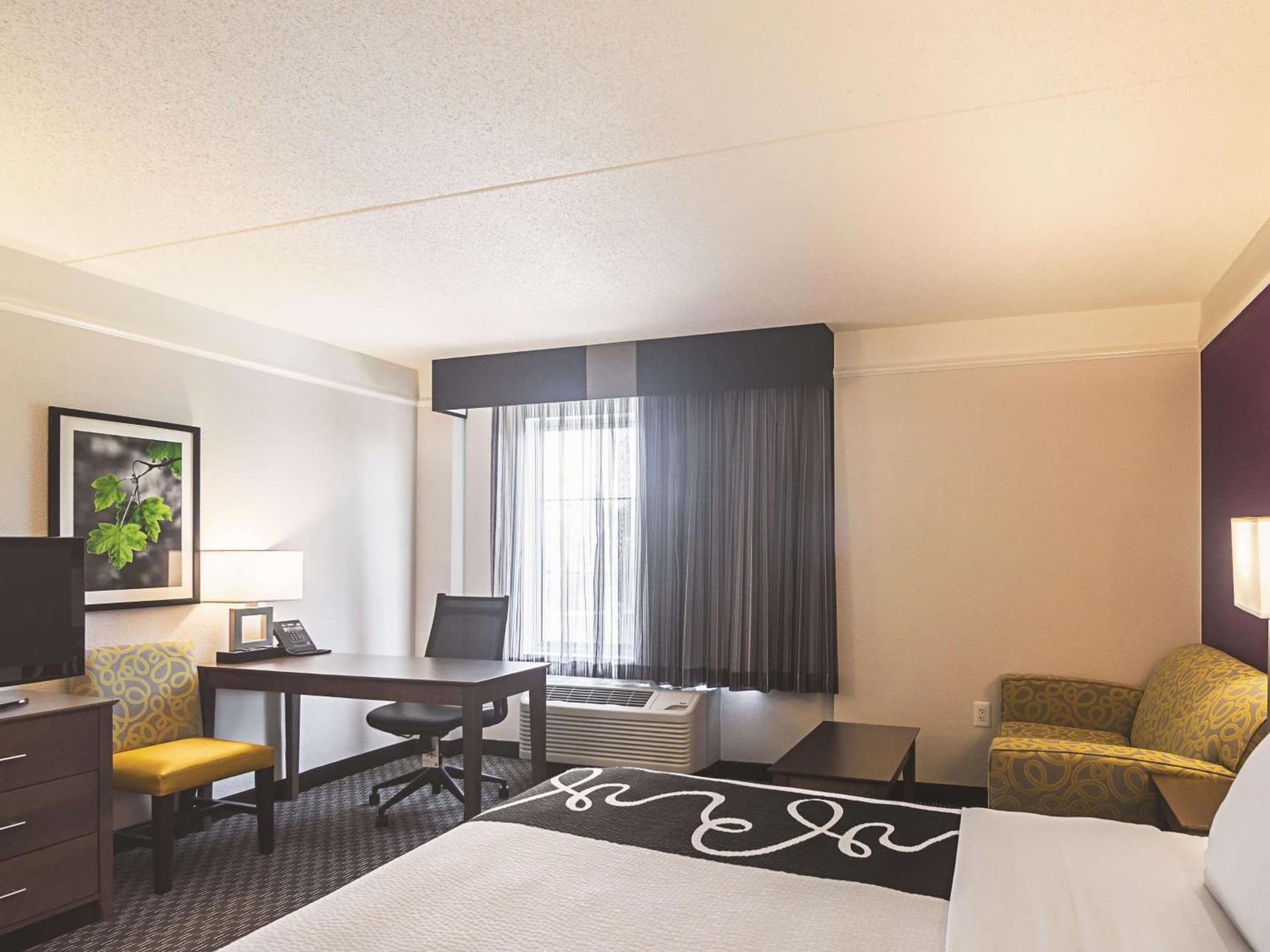 La Quinta by Wyndham Oklahoma City - NW Expwy gallery photo in Oklahoma City, OK — image 5