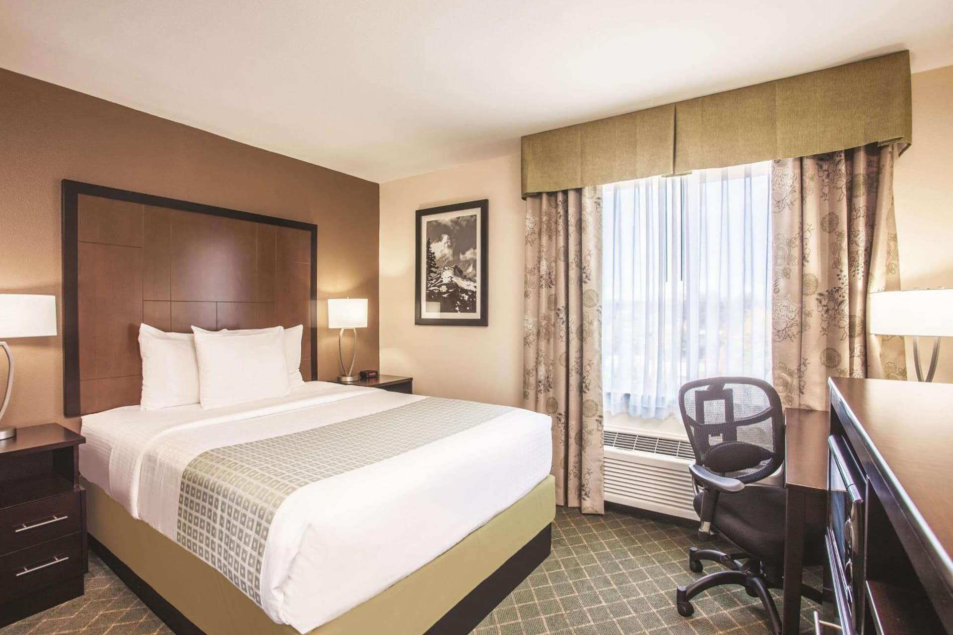 La Quinta by Wyndham Portland Airport gallery photo in Portland, OR — image 74