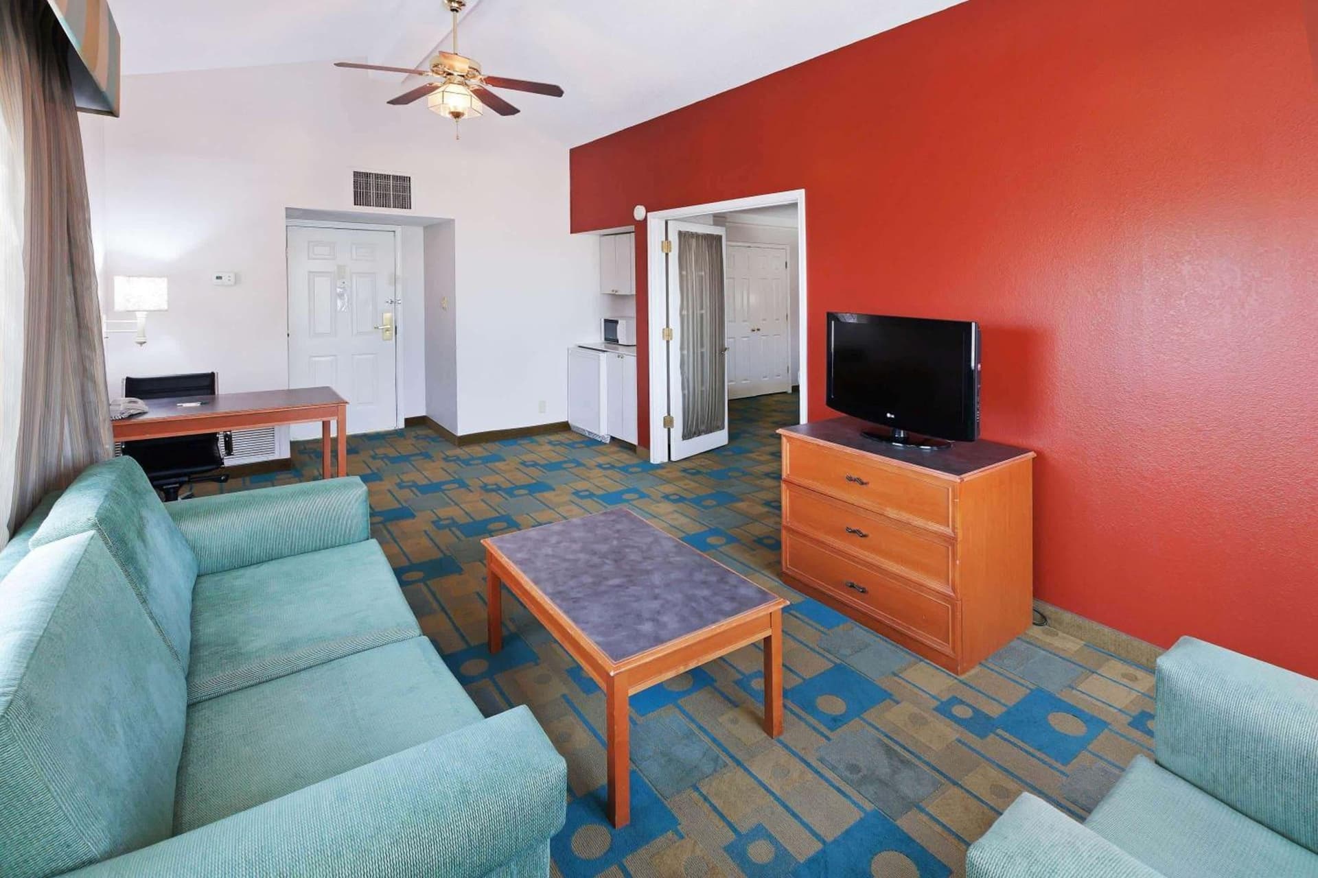 La Quinta Inn by Wyndham Amarillo Mid-City gallery photo in Amarillo, TX — image 15
