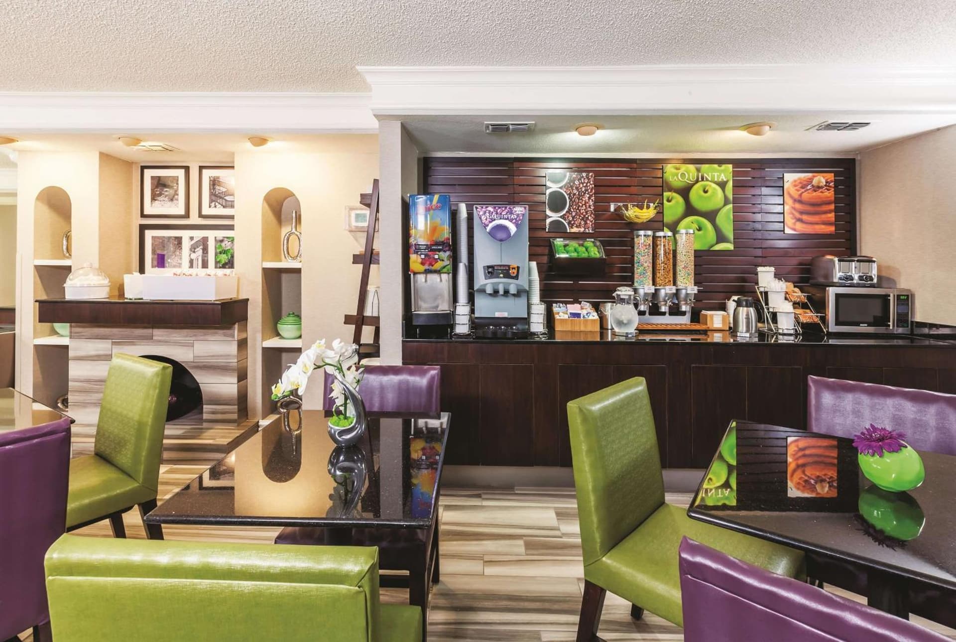 La Quinta Inn by Wyndham Odessa gallery photo in Odessa, TX — image 32