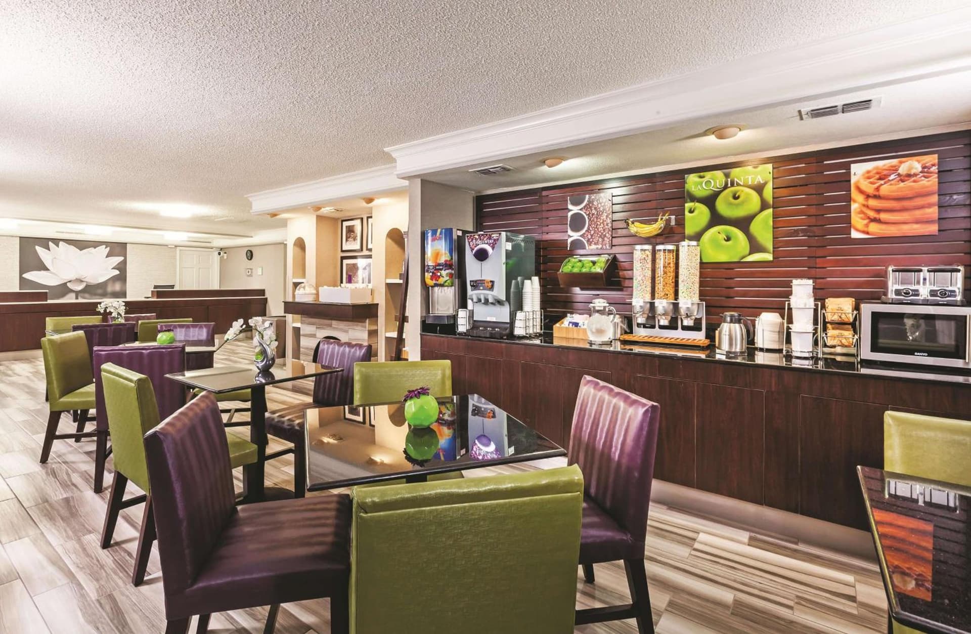 La Quinta Inn by Wyndham Odessa gallery photo in Odessa, TX — image 43