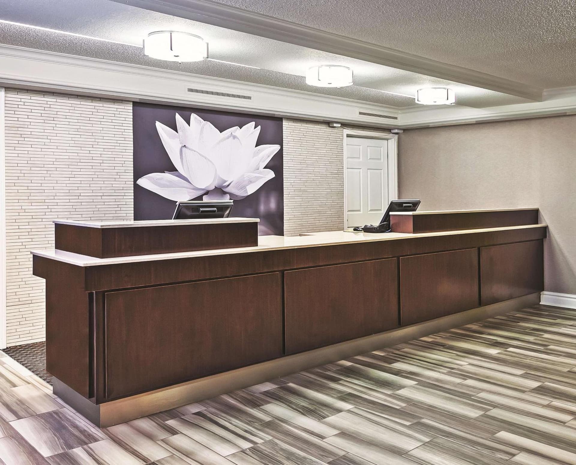 La Quinta Inn by Wyndham Midland gallery photo in Midland, TX — image 11