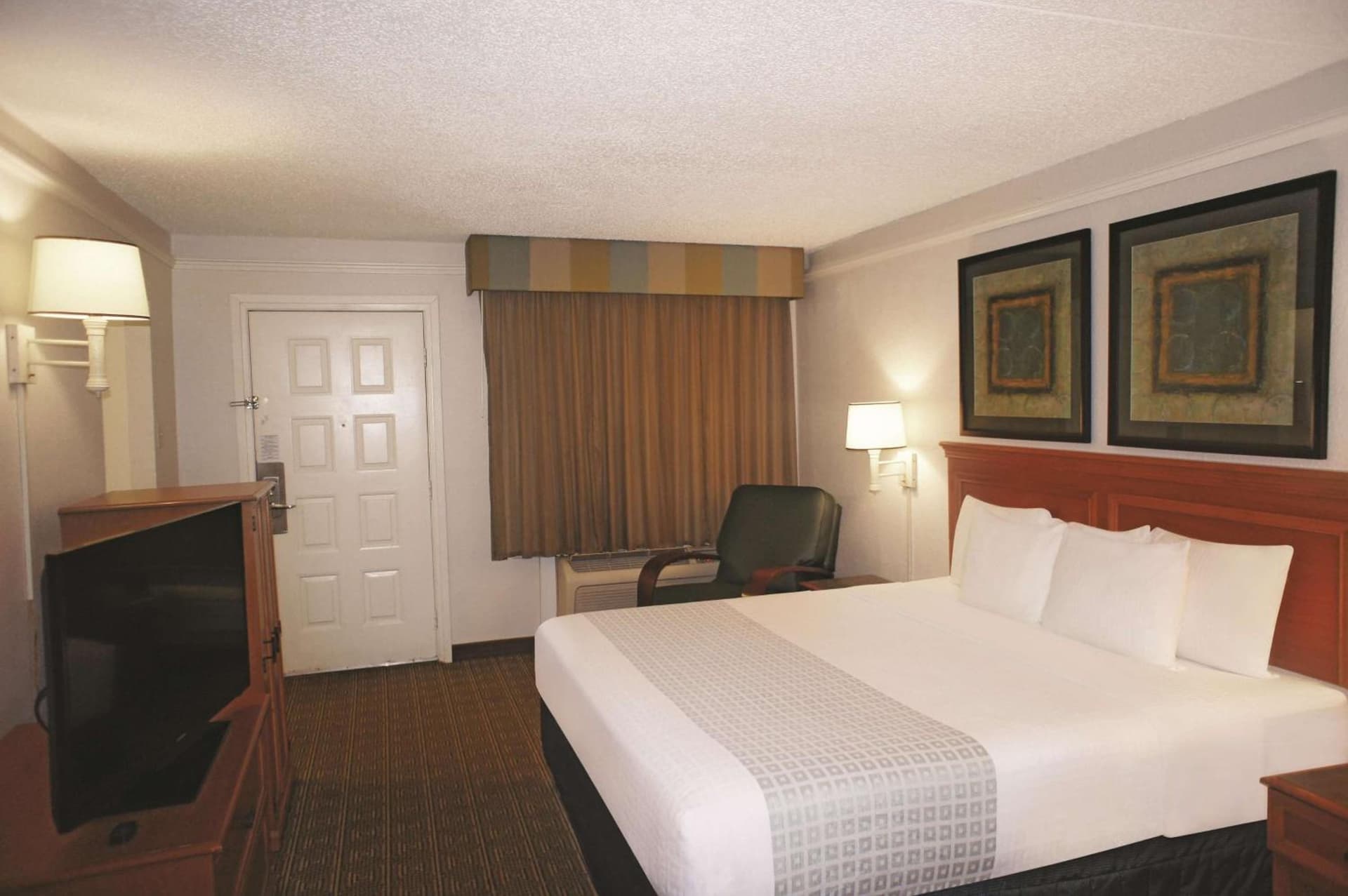 La Quinta Inn by Wyndham Tallahassee North gallery photo in Tallahassee, FL — image 49