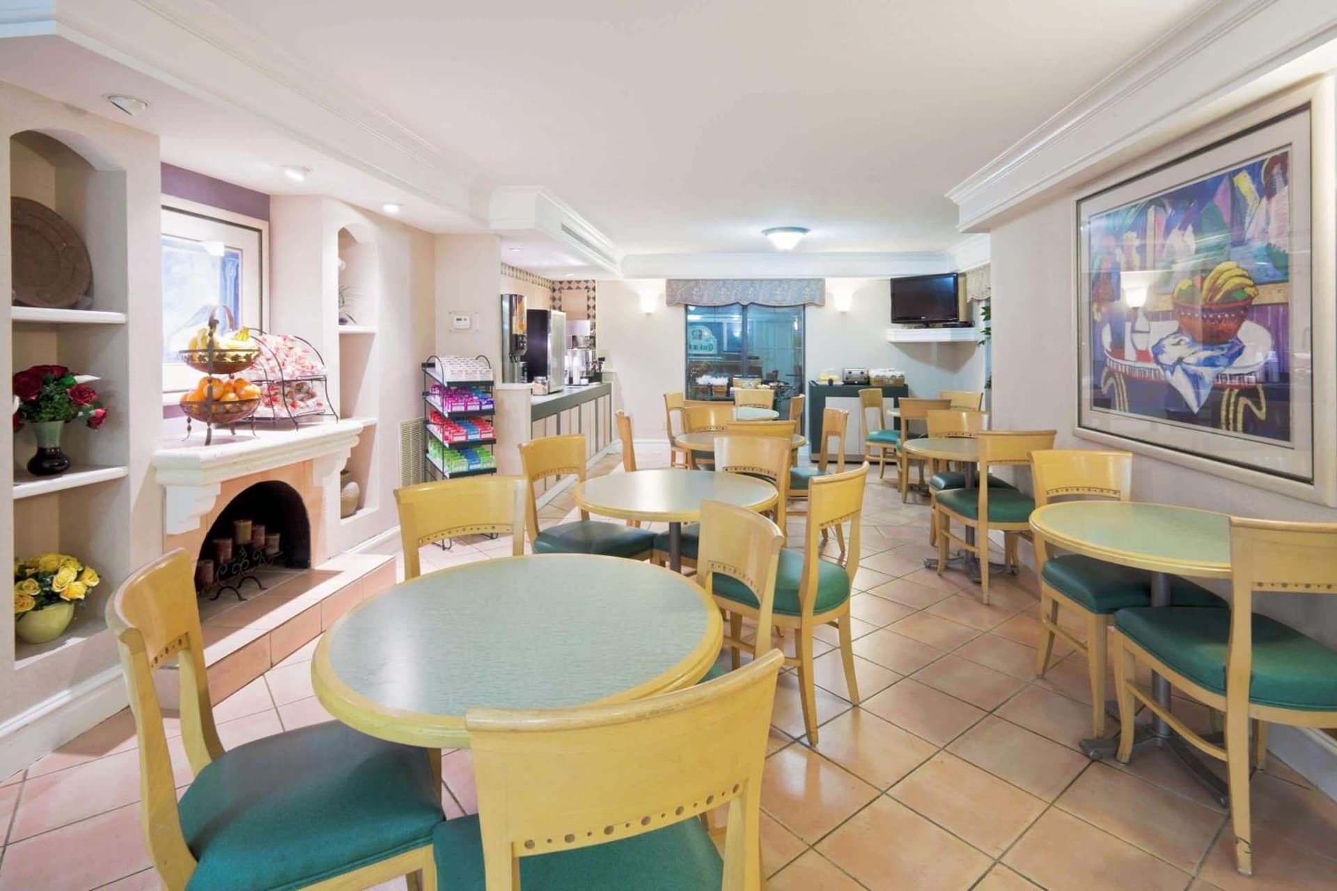La Quinta Inn by Wyndham Tallahassee North gallery photo in Tallahassee, FL — image 61