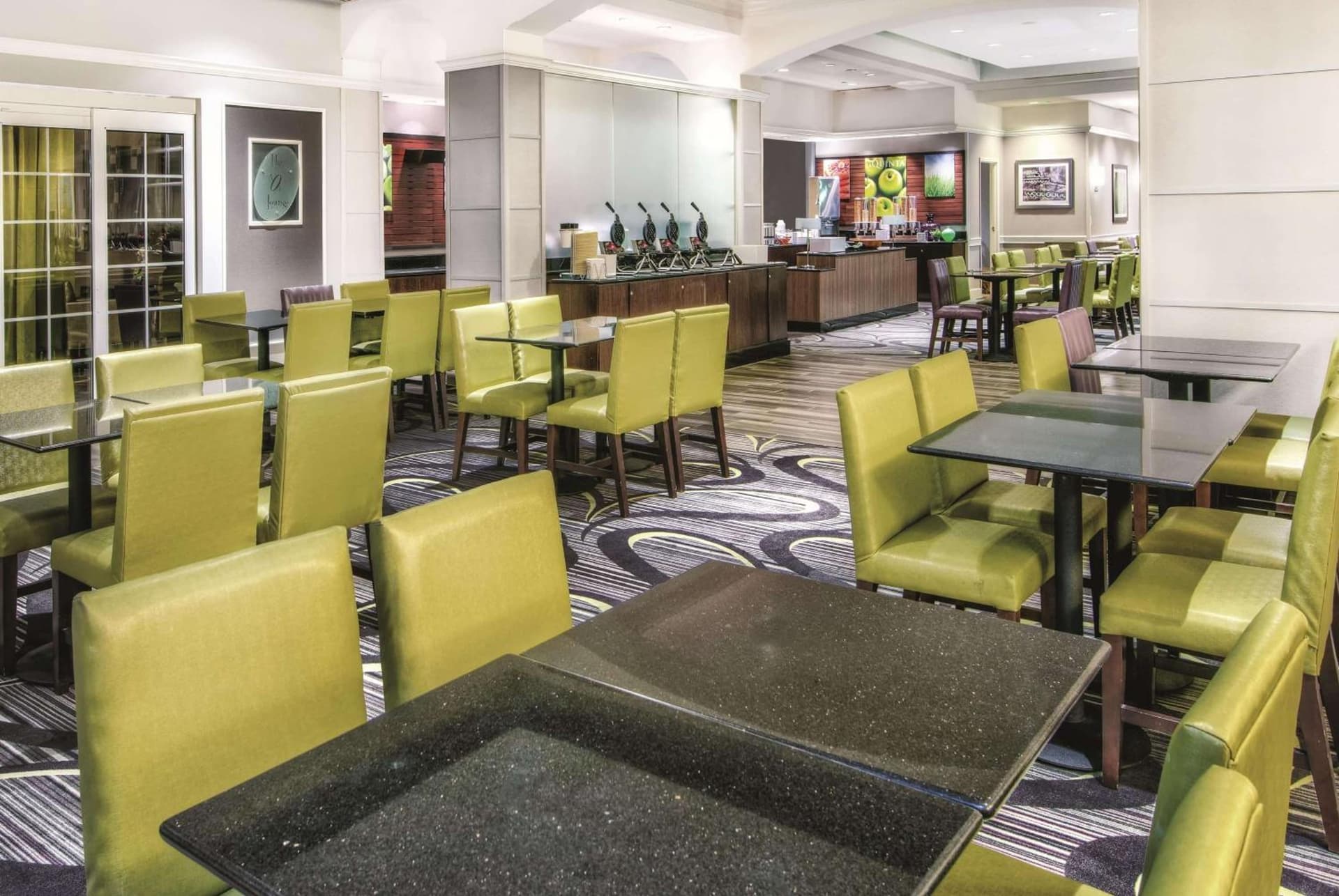 La Quinta Inn & Suites by Wyndham San Antonio Riverwalk gallery photo in San Antonio, TX — image 13
