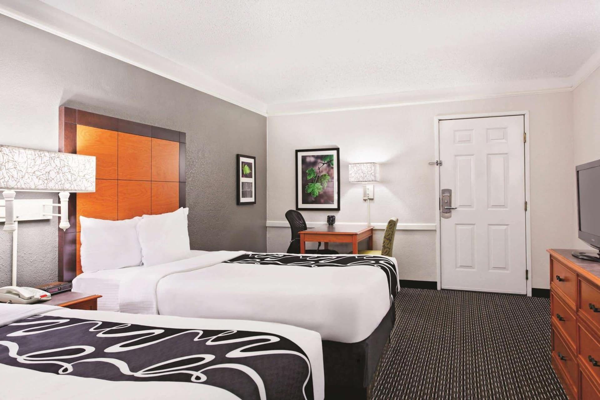 La Quinta Inn by Wyndham Champaign gallery photo in Champaign, IL — image 37