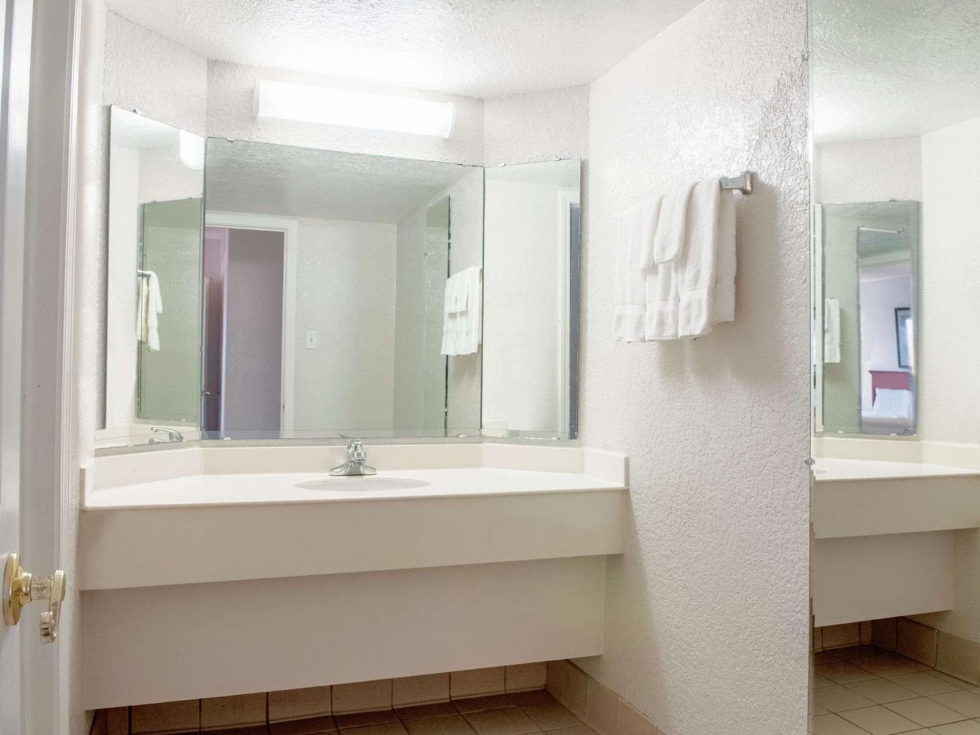 La Quinta Inn by Wyndham New Orleans Veterans / Metairie gallery photo in Metairie, LA — image 9