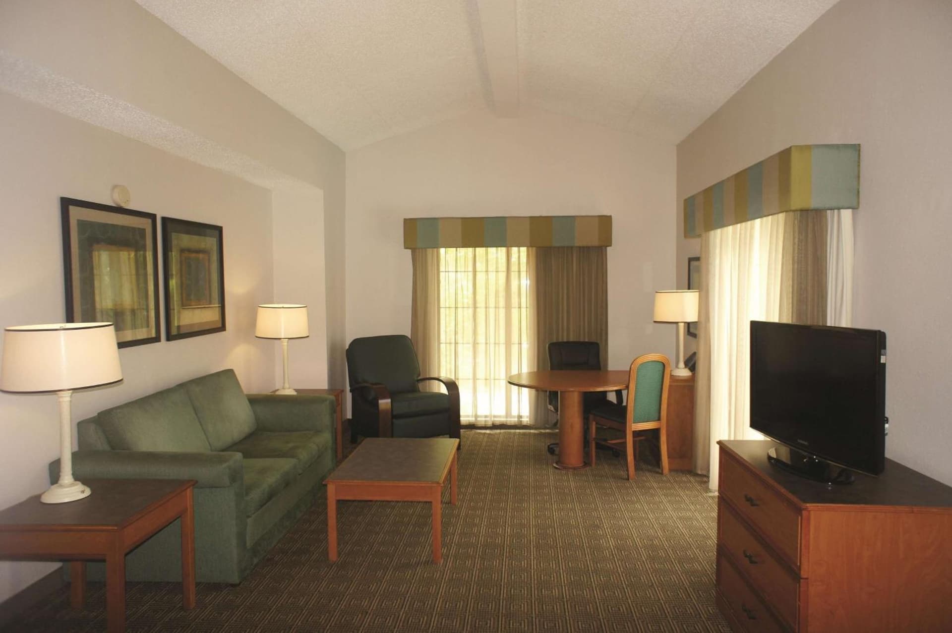 La Quinta Inn by Wyndham Tallahassee North gallery photo in Tallahassee, FL — image 28