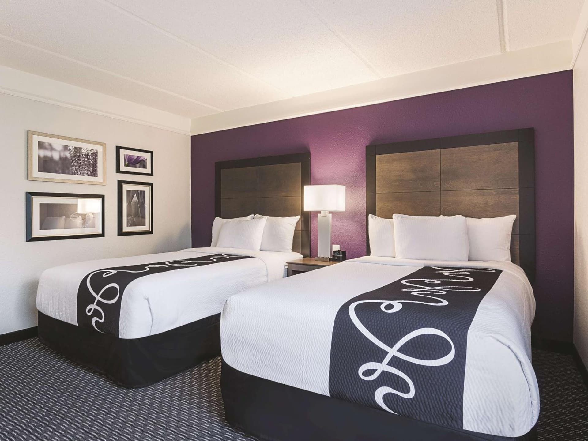 La Quinta by Wyndham Arlington North 6 Flags Dr gallery photo in Arlington, TX — image 37