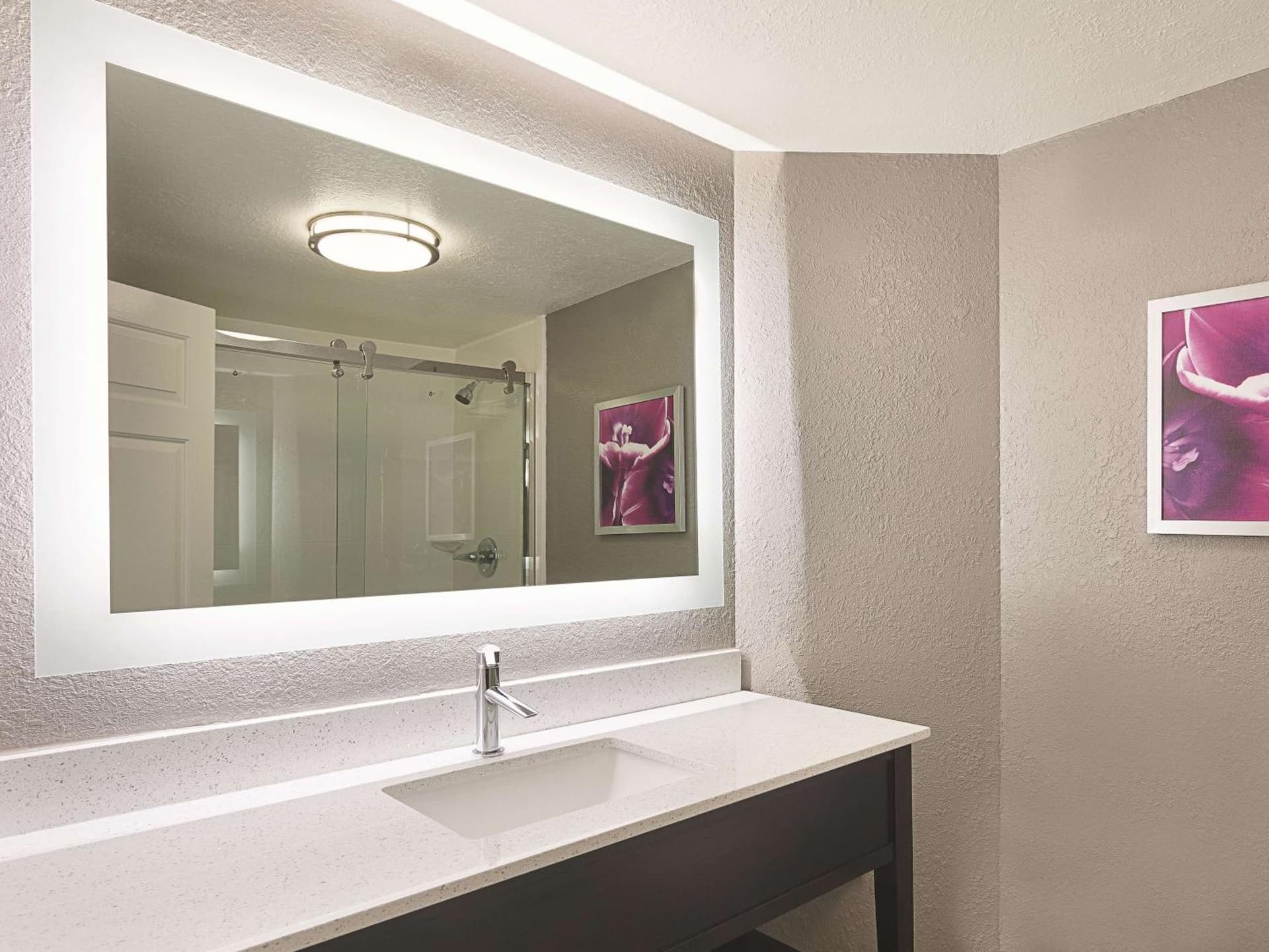 La Quinta Inn by Wyndham Fresno Yosemite gallery photo in Fresno, CA — image 58