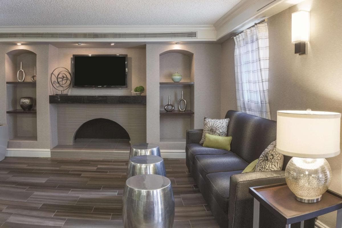 La Quinta Inn by Wyndham Ventura gallery photo in Ventura, CA — image 32