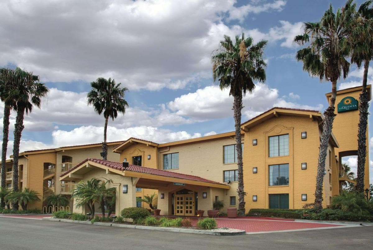 La Quinta Inn by Wyndham Ventura property views in Ventura, CA — gallery photo 3