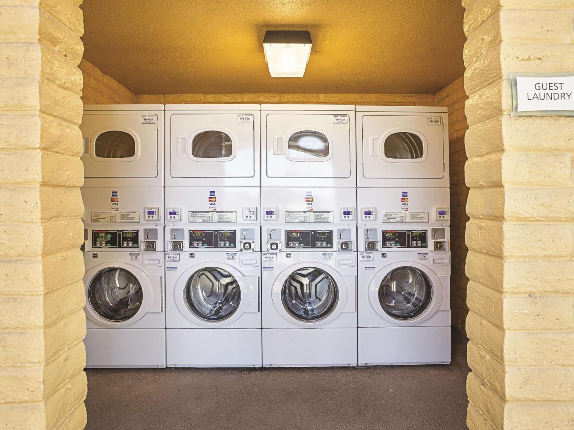 La Quinta Inn by Wyndham San Diego Chula Vista gallery photo in Chula Vista, CA — image 21