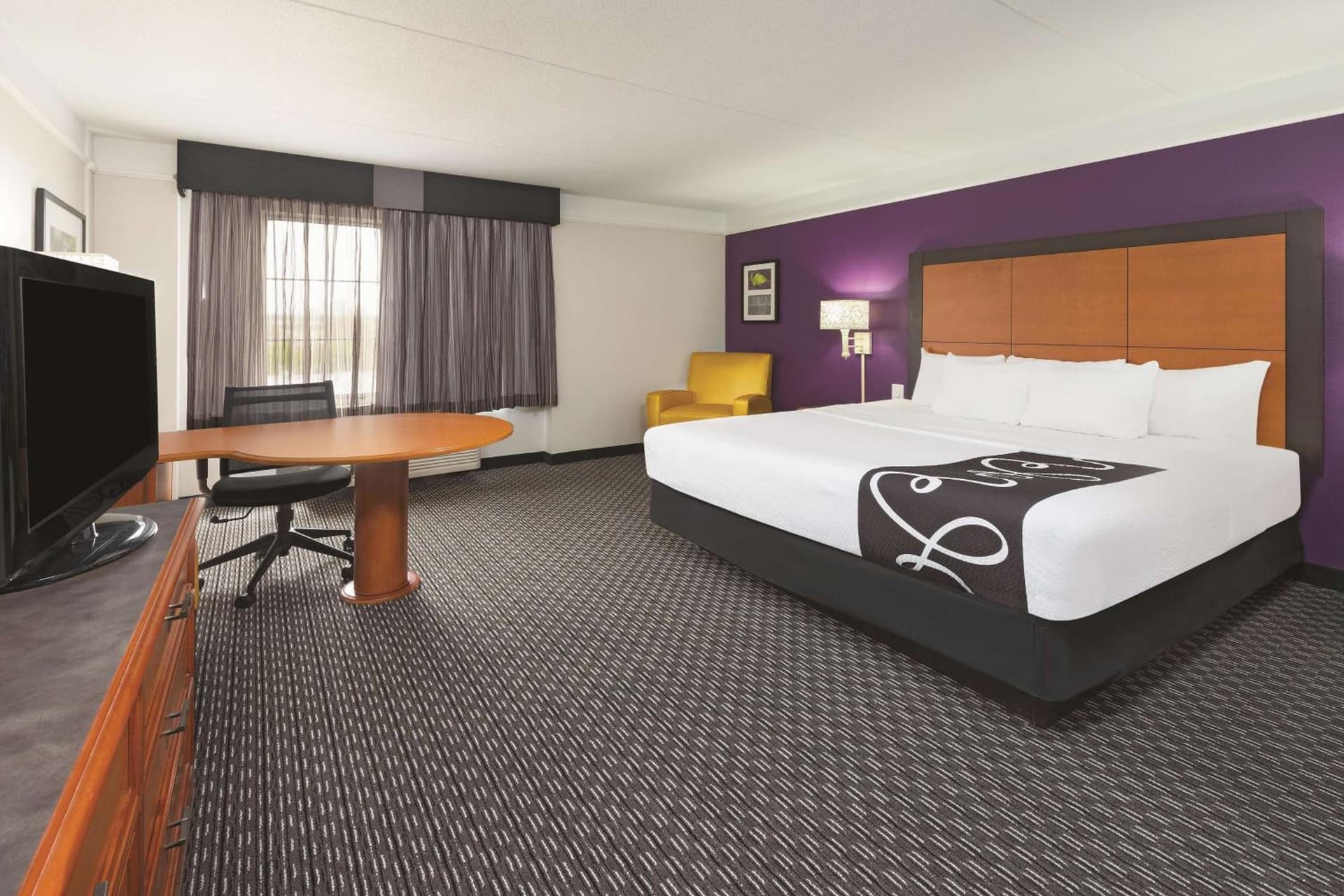 La Quinta by Wyndham St. Louis Westport gallery photo in Saint Louis, MO — image 8