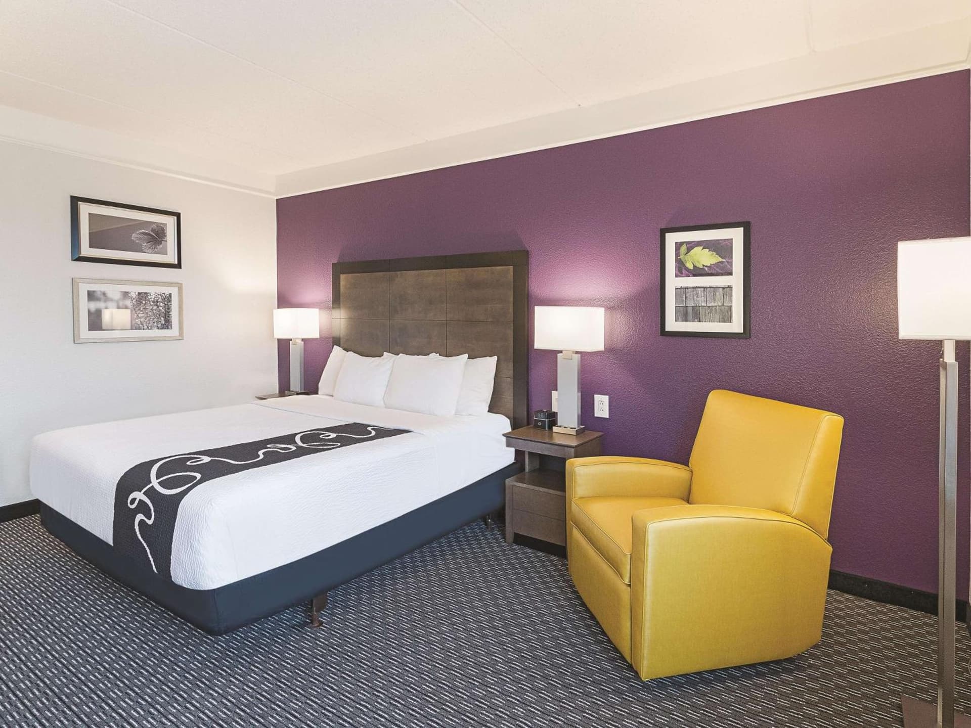La Quinta by Wyndham Arlington North 6 Flags Dr gallery photo in Arlington, TX — image 55