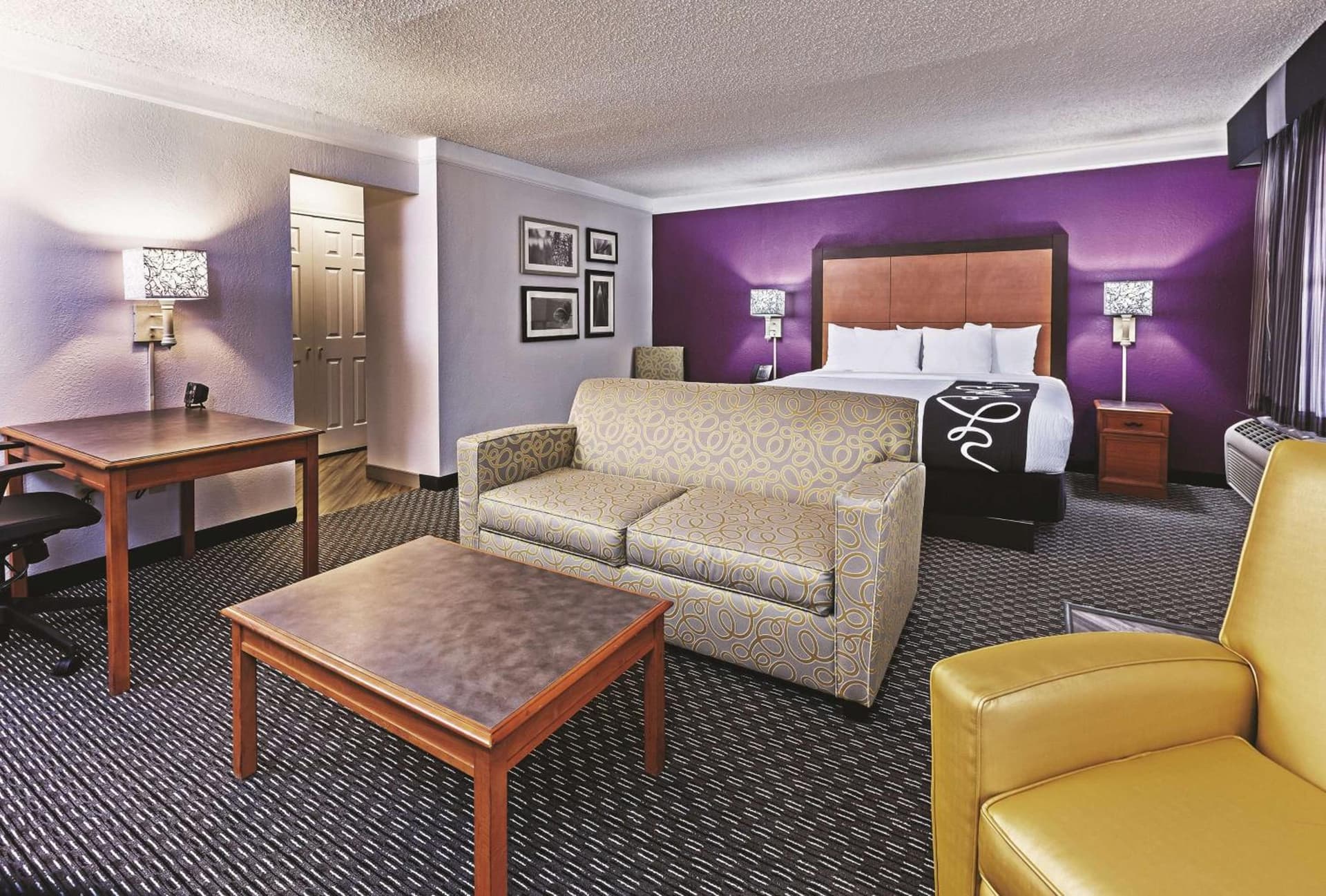 La Quinta Inn by Wyndham and Conference Center San Angelo gallery photo in San Angelo, TX — image 12