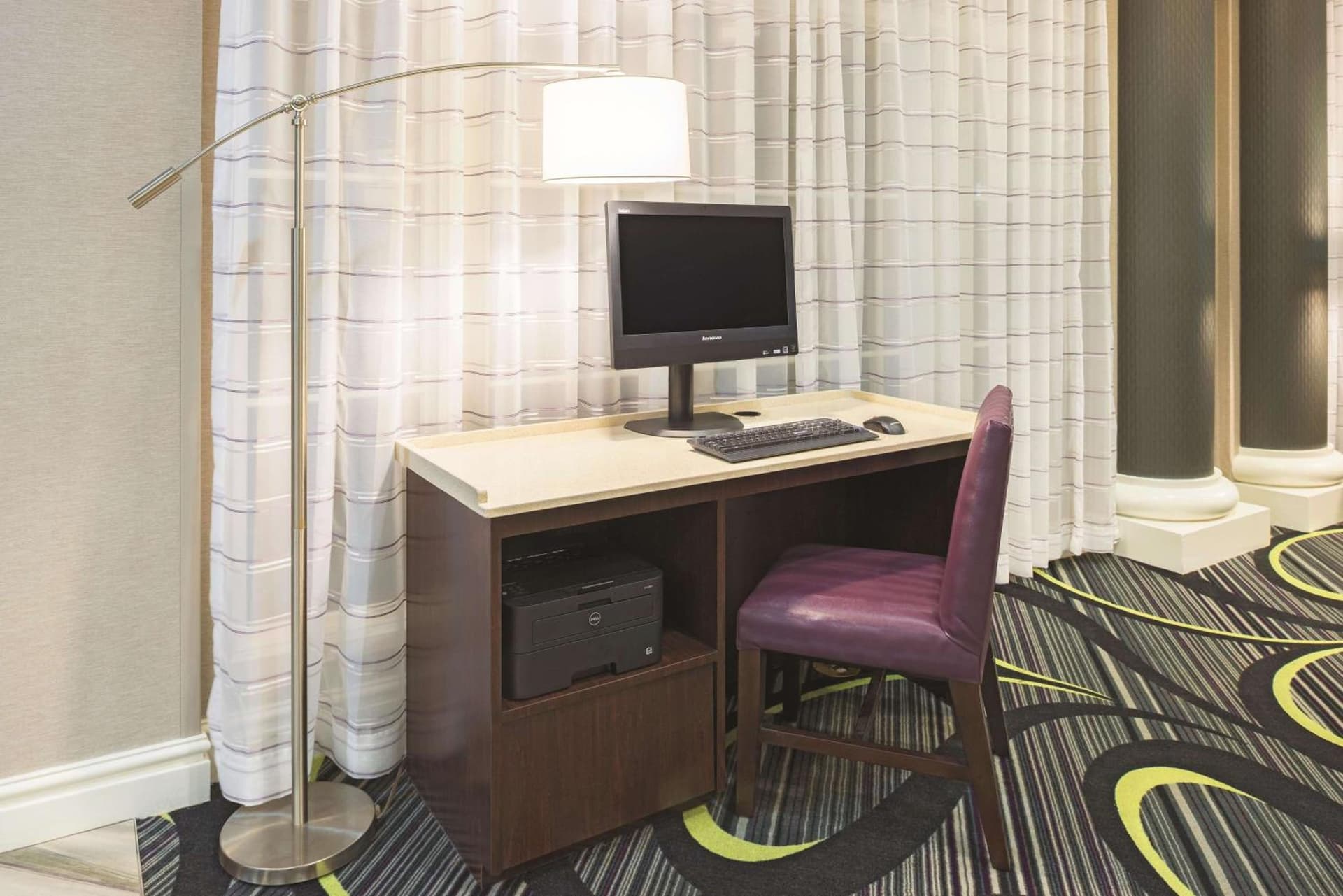 La Quinta by Wyndham St. Louis Westport gallery photo in Saint Louis, MO — image 27
