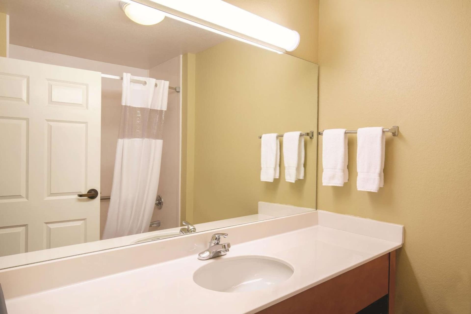 La Quinta by Wyndham Bentonville gallery photo in Bentonville, AR — image 21