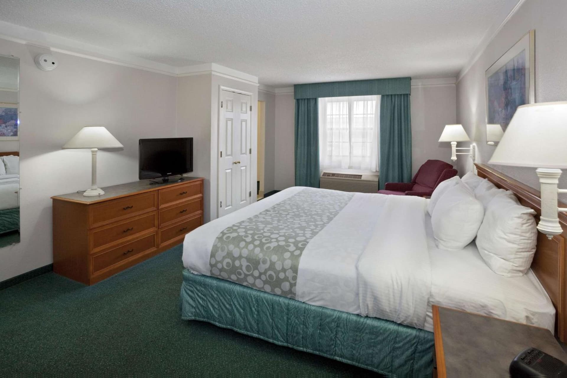 La Quinta Inn by Wyndham Omaha West gallery photo in Omaha, NE — image 17