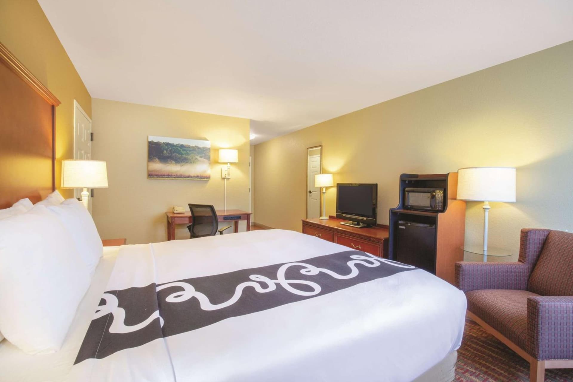 La Quinta by Wyndham Bentonville gallery photo in Bentonville, AR — image 6