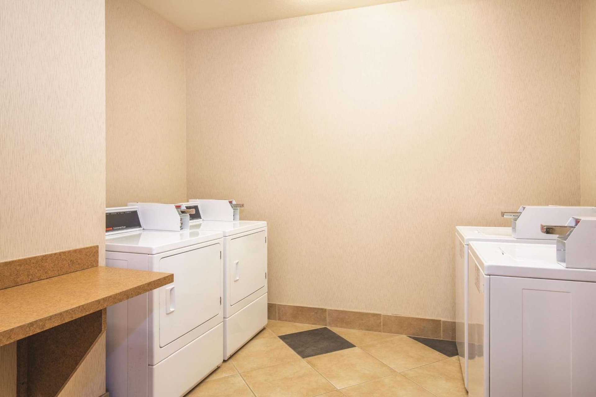 La Quinta by Wyndham Bentonville gallery photo in Bentonville, AR — image 27