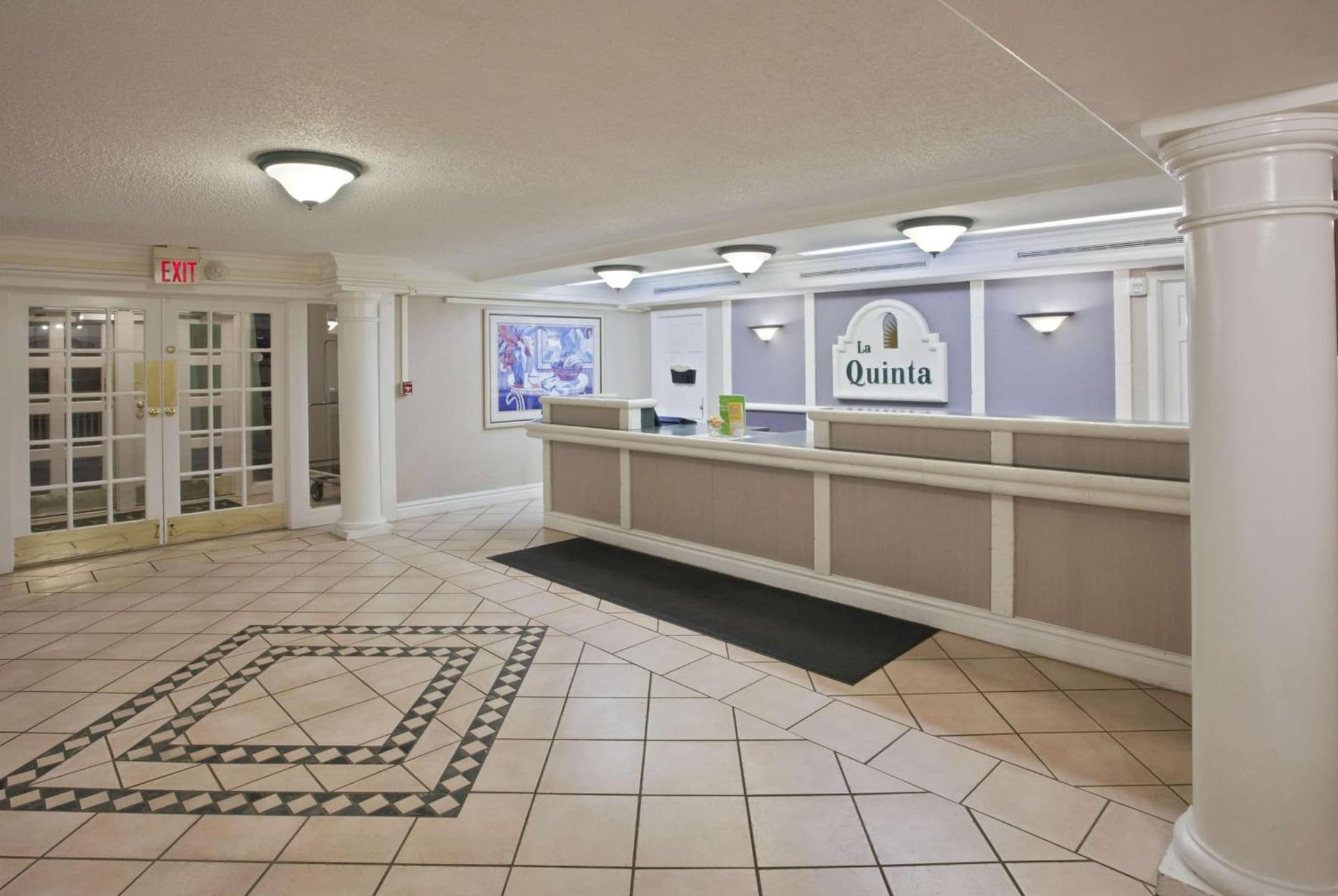 La Quinta Inn by Wyndham Omaha West gallery photo in Omaha, NE — image 11