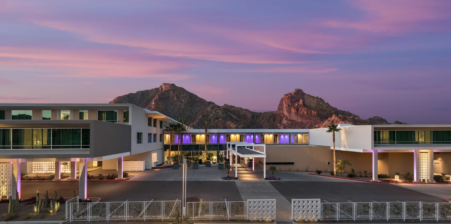 Mountain Shadows Resort Scottsdale featured exterior or lobby in Scottsdale, AZ — similar hotel