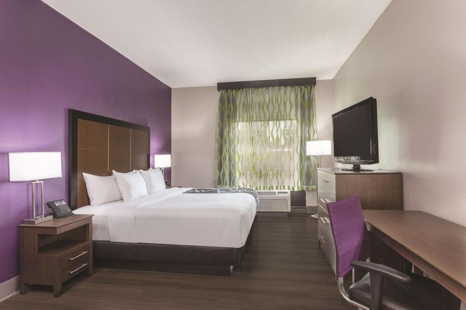 La Quinta by Wyndham Columbus North gallery photo in Columbus, GA — image 21
