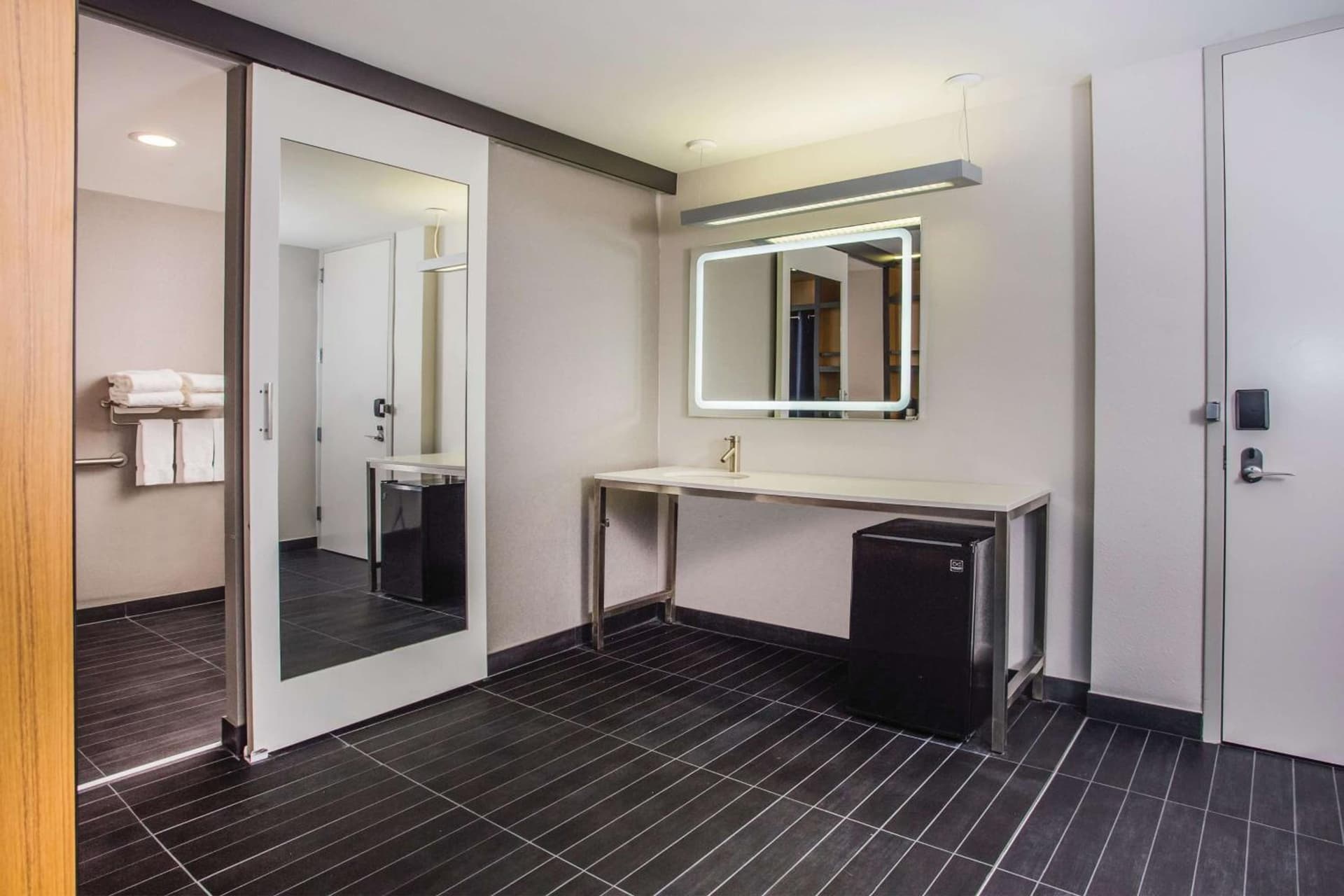 La Quinta by Wyndham Winchester gallery photo in Winchester, VA — image 34